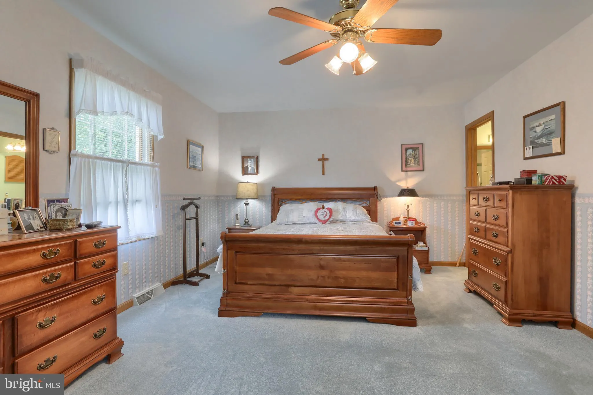 Hummelstown, Pennsylvania 17036, United States, 5 Bedrooms Bedrooms, ,4 BathroomsBathrooms,Residential,Pending,207263