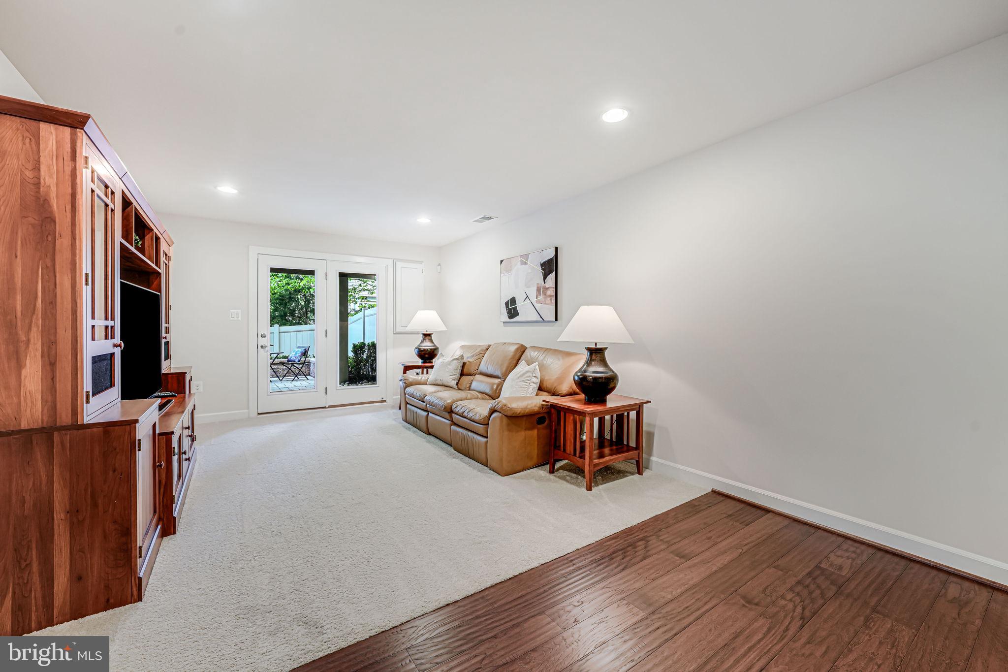 CHESTNUT PLACE - Residential