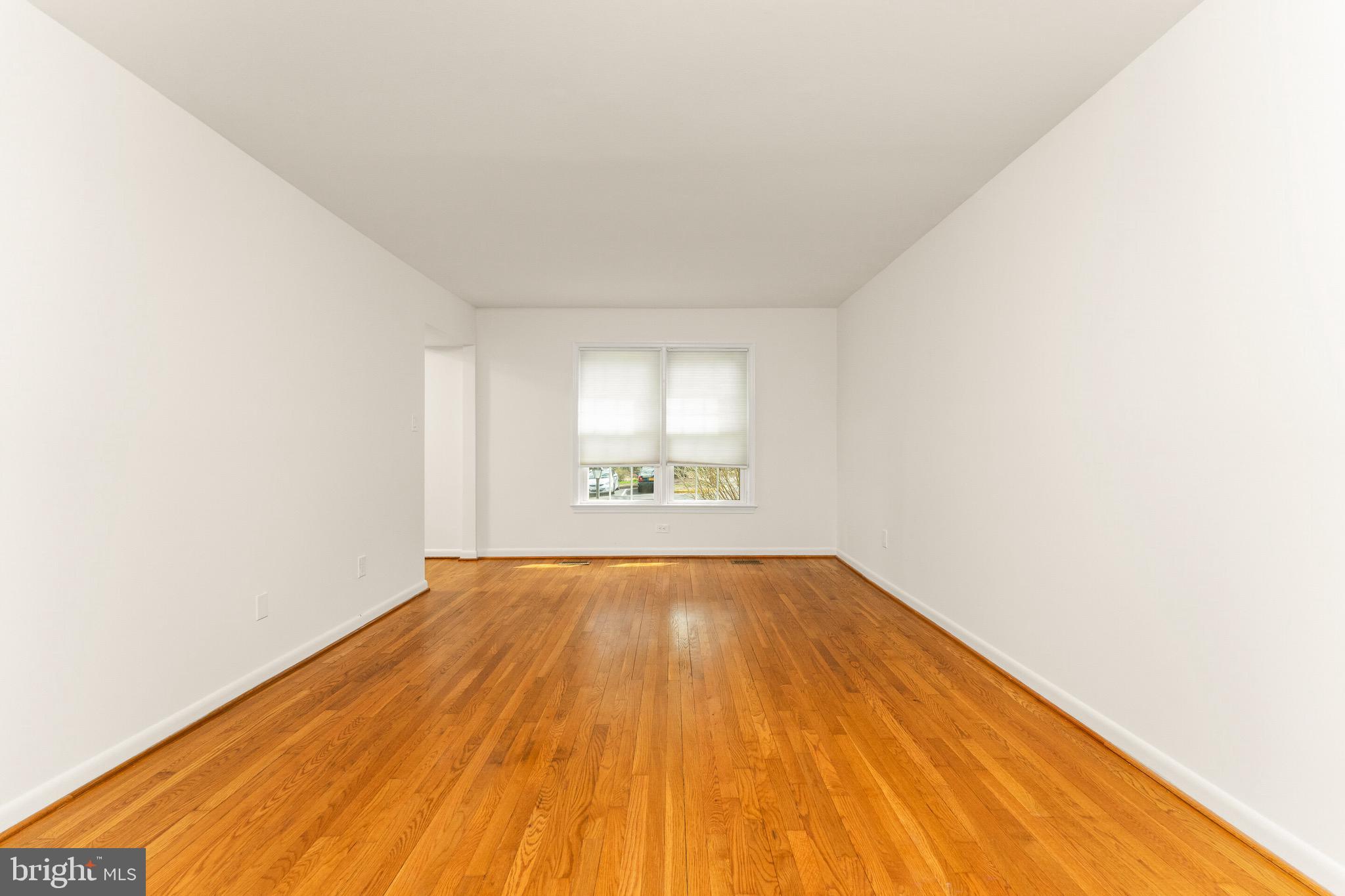 RESTON - Residential Lease