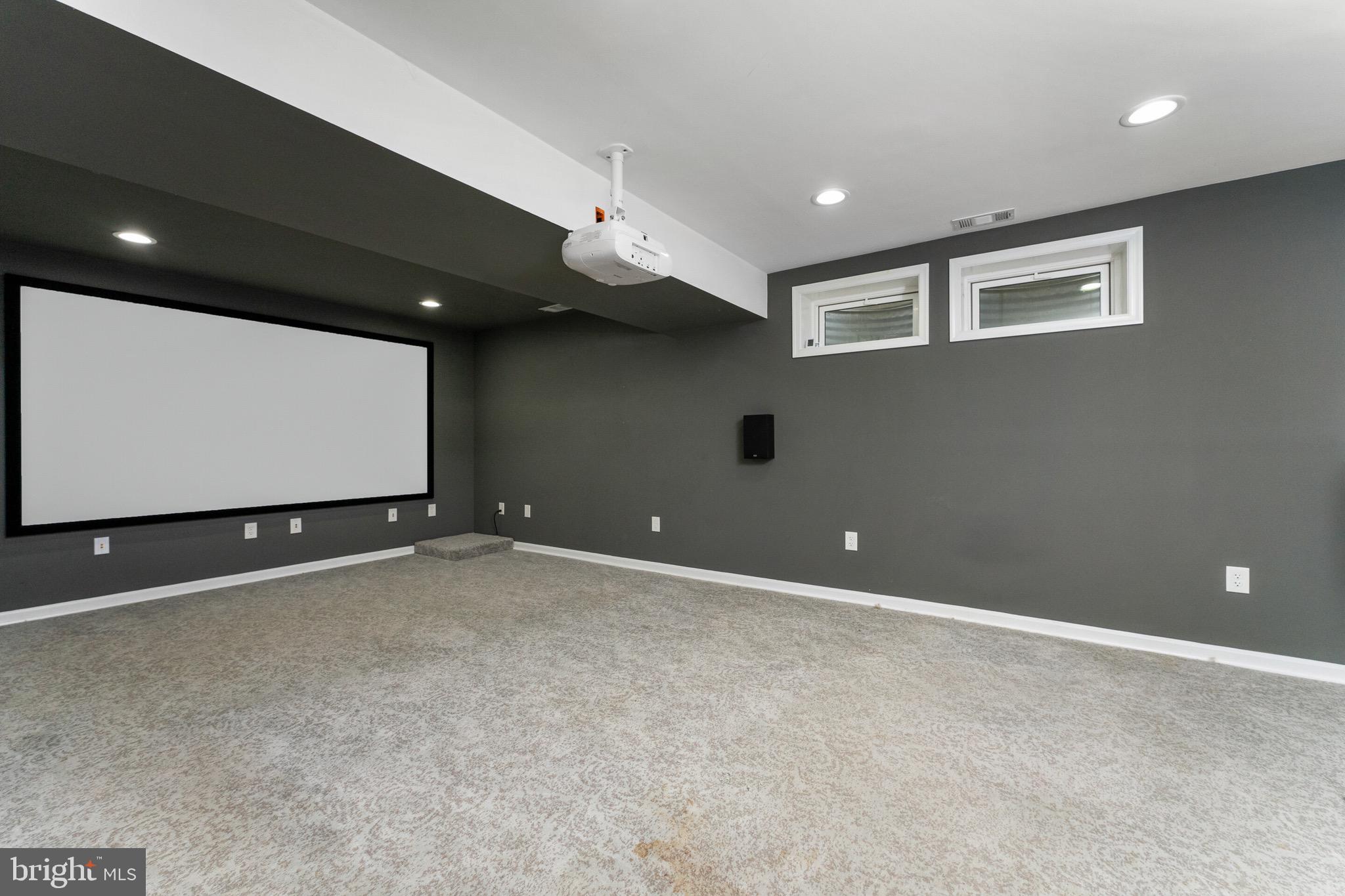 RESTON - Residential Lease