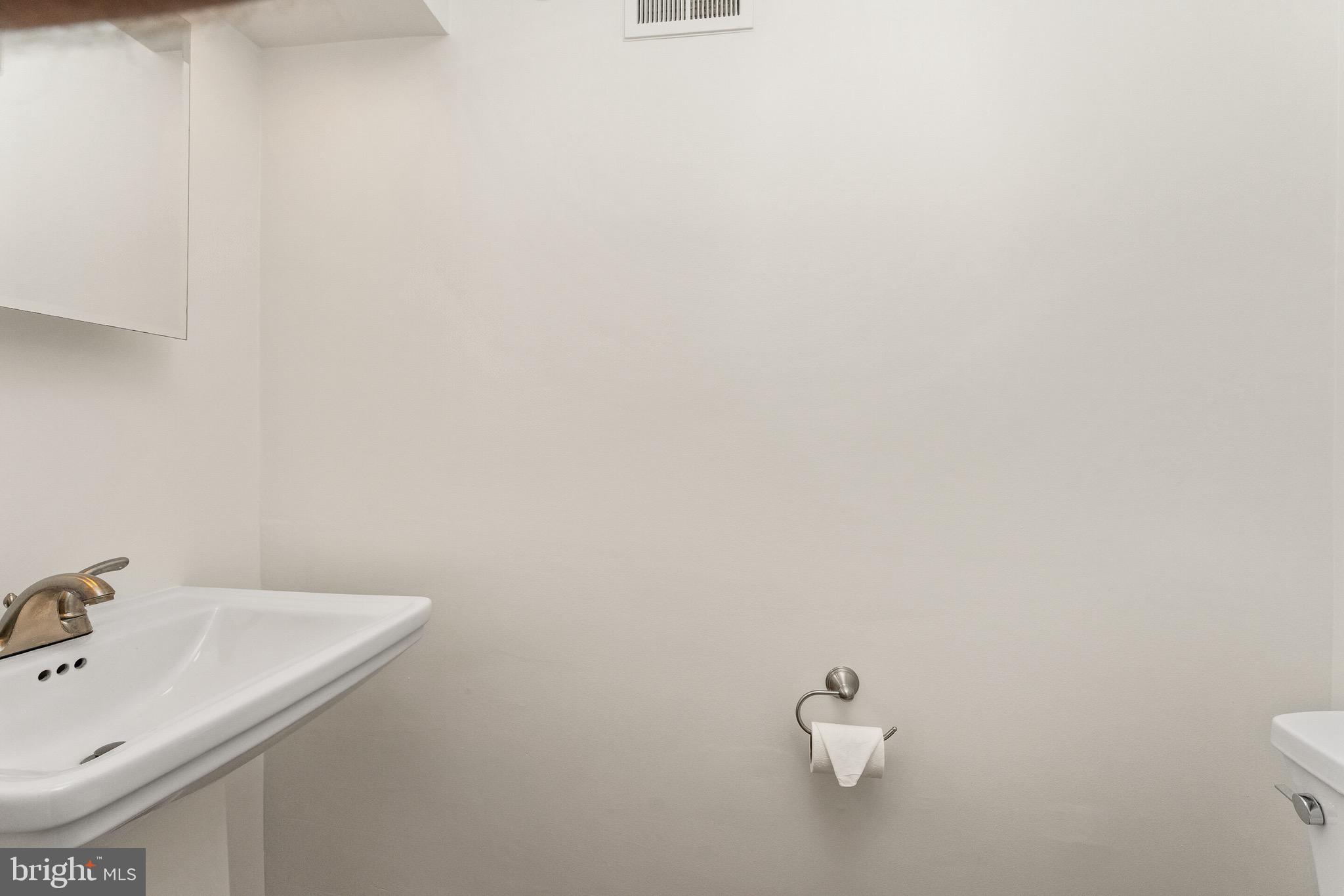 RESTON - Residential Lease