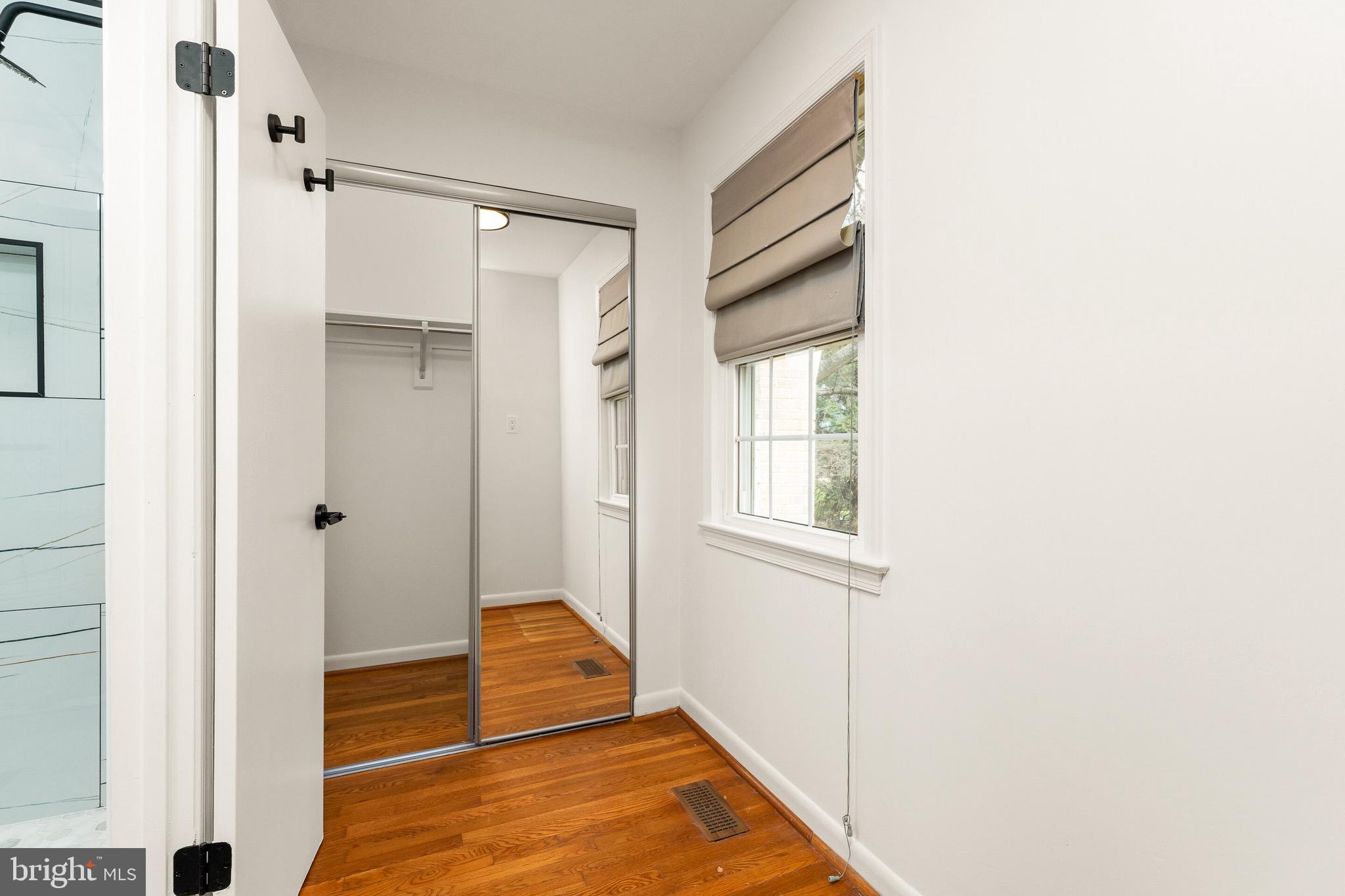 RESTON - Residential Lease