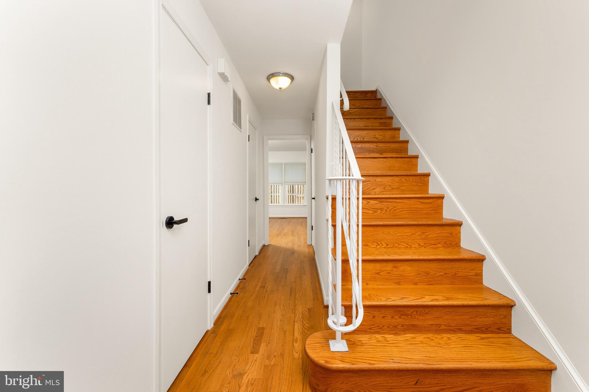 RESTON - Residential Lease