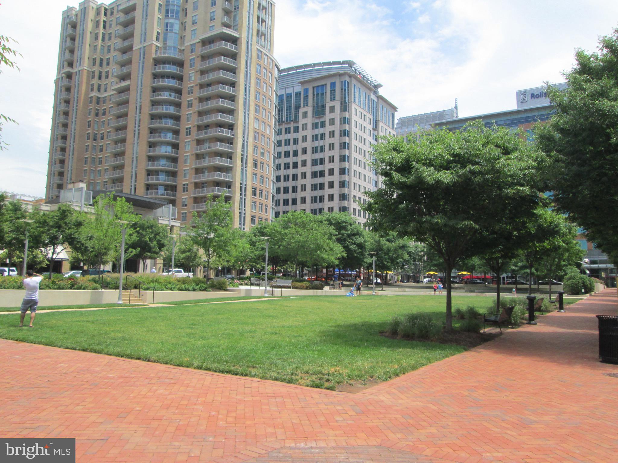 RESTON - Residential Lease