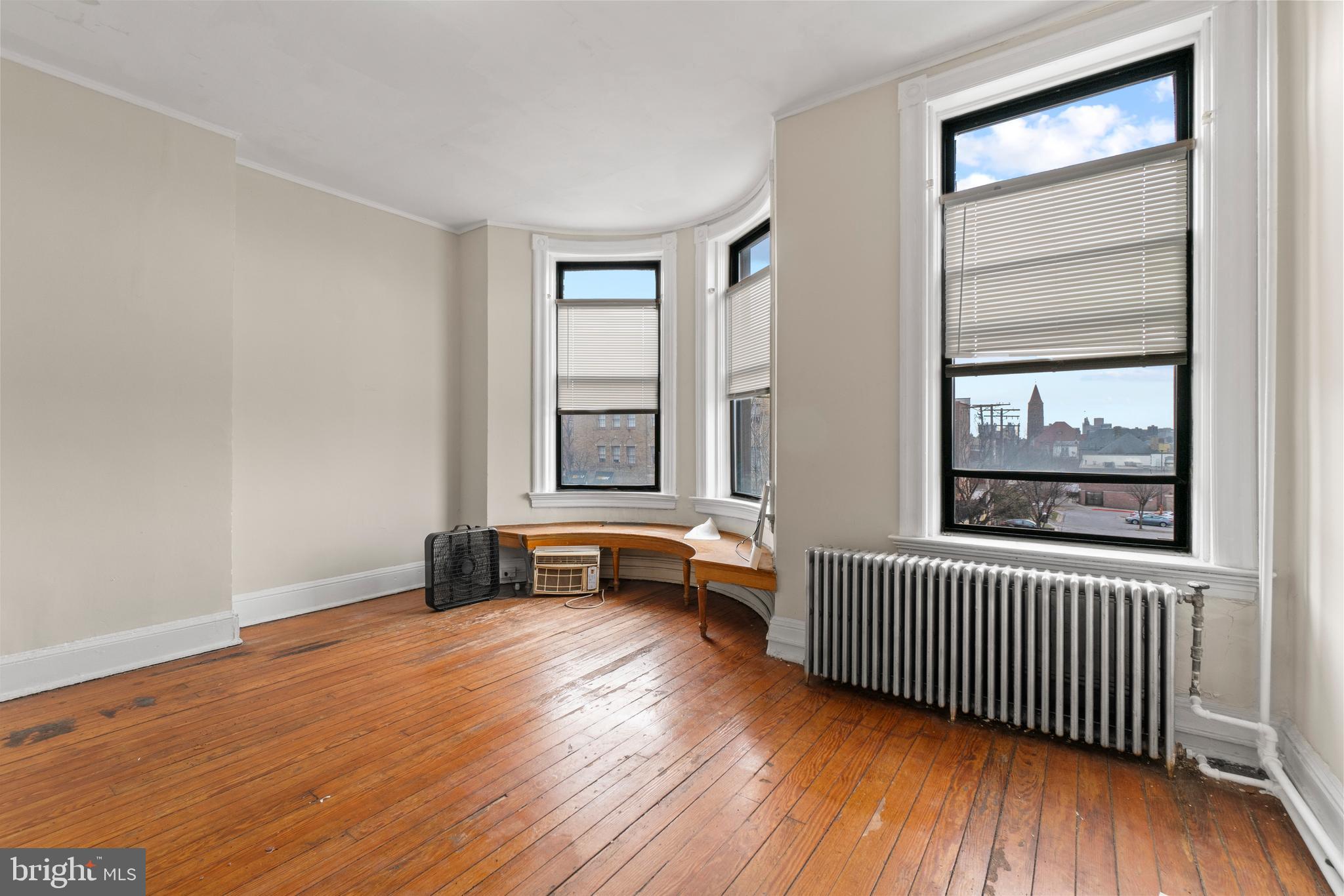 CHARLES VILLAGE - Residential Income