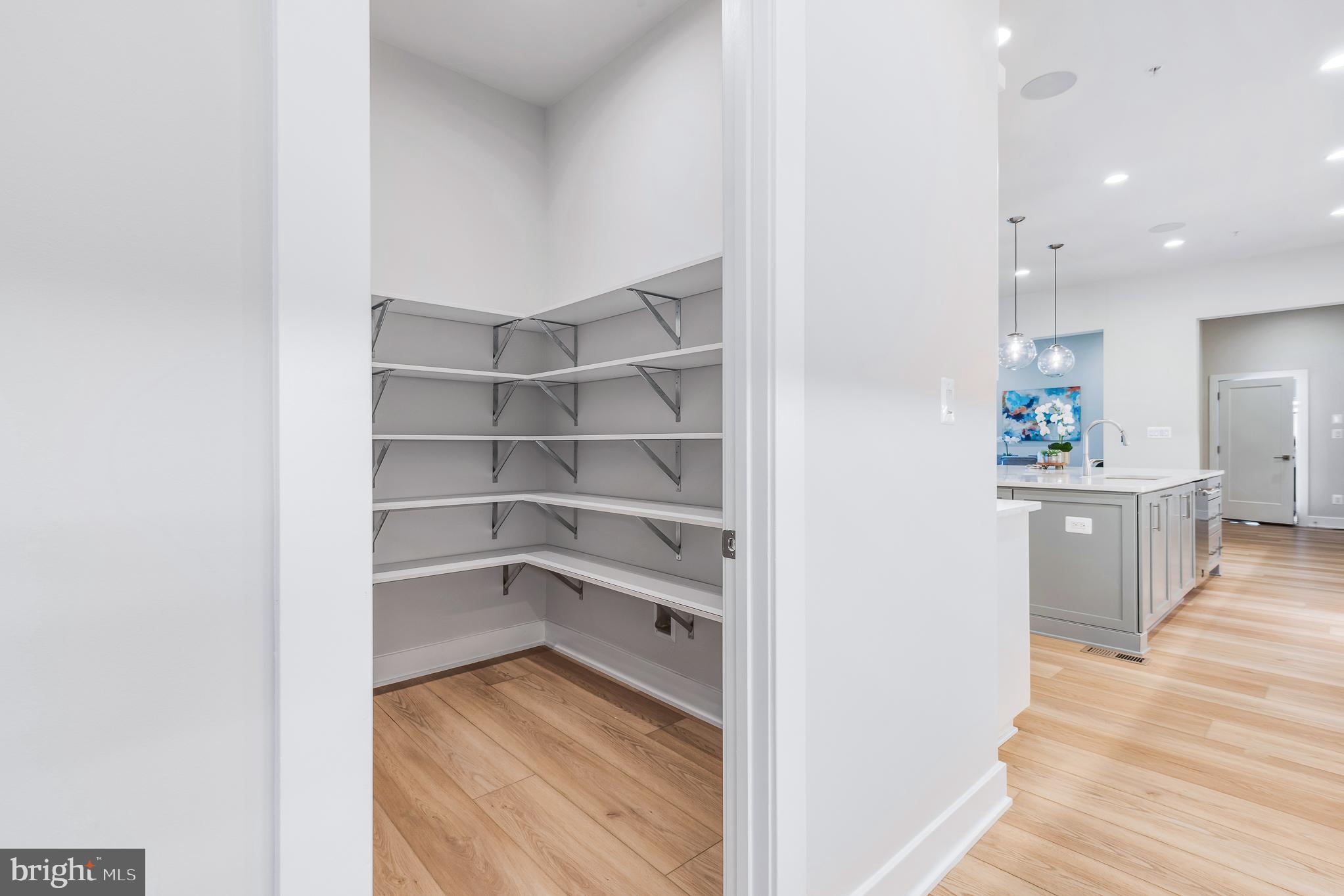 AMALYN - Residential