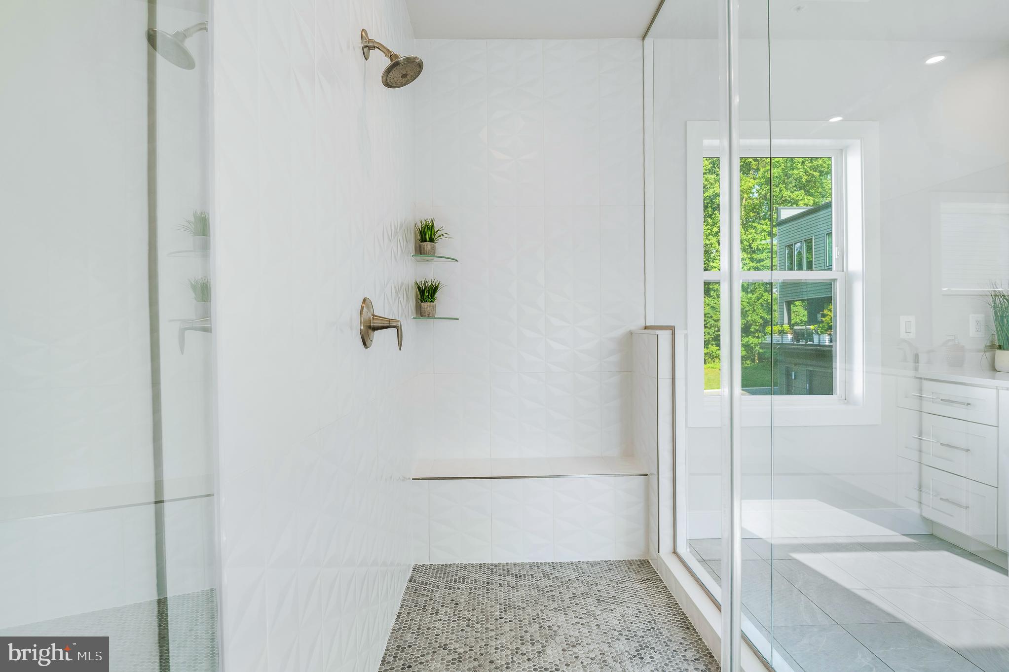 AMALYN - Residential