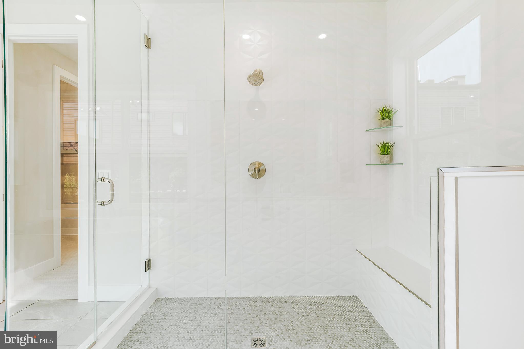 AMALYN - Residential