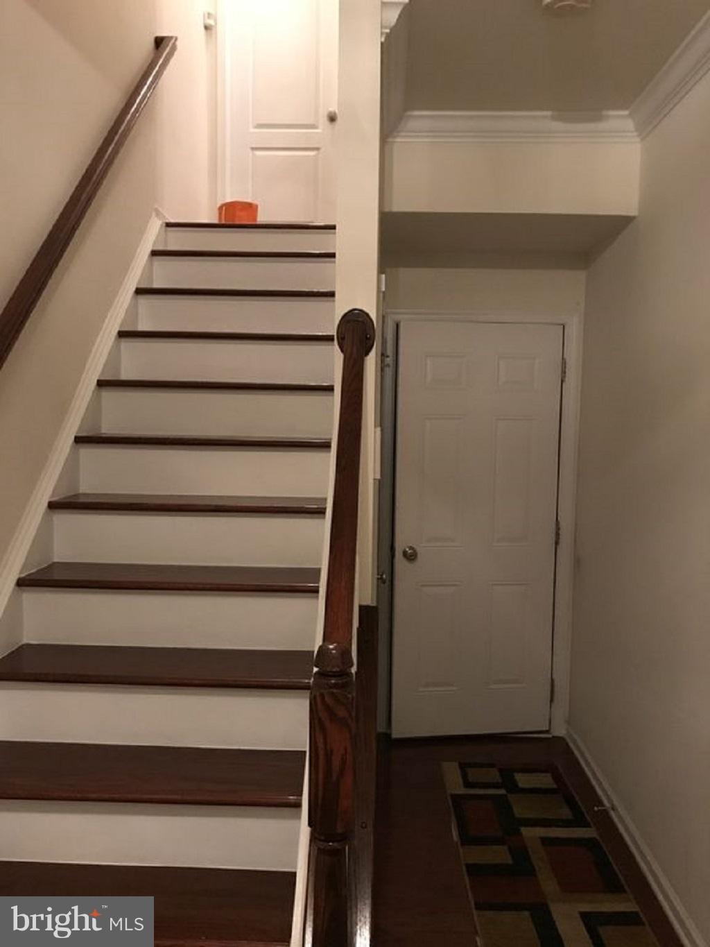 LOUDOUN VALLEY ESTATES 2 - Residential Lease