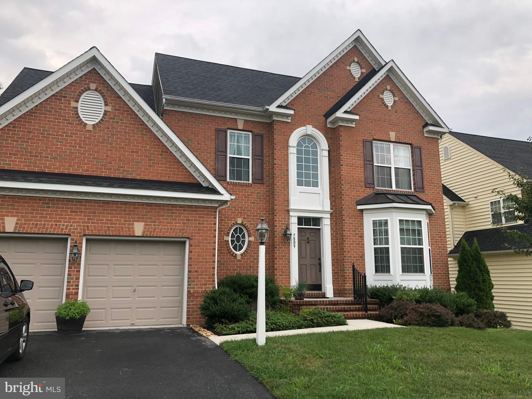 TURNBURY RUN AT ZEBRON - Residential Lease