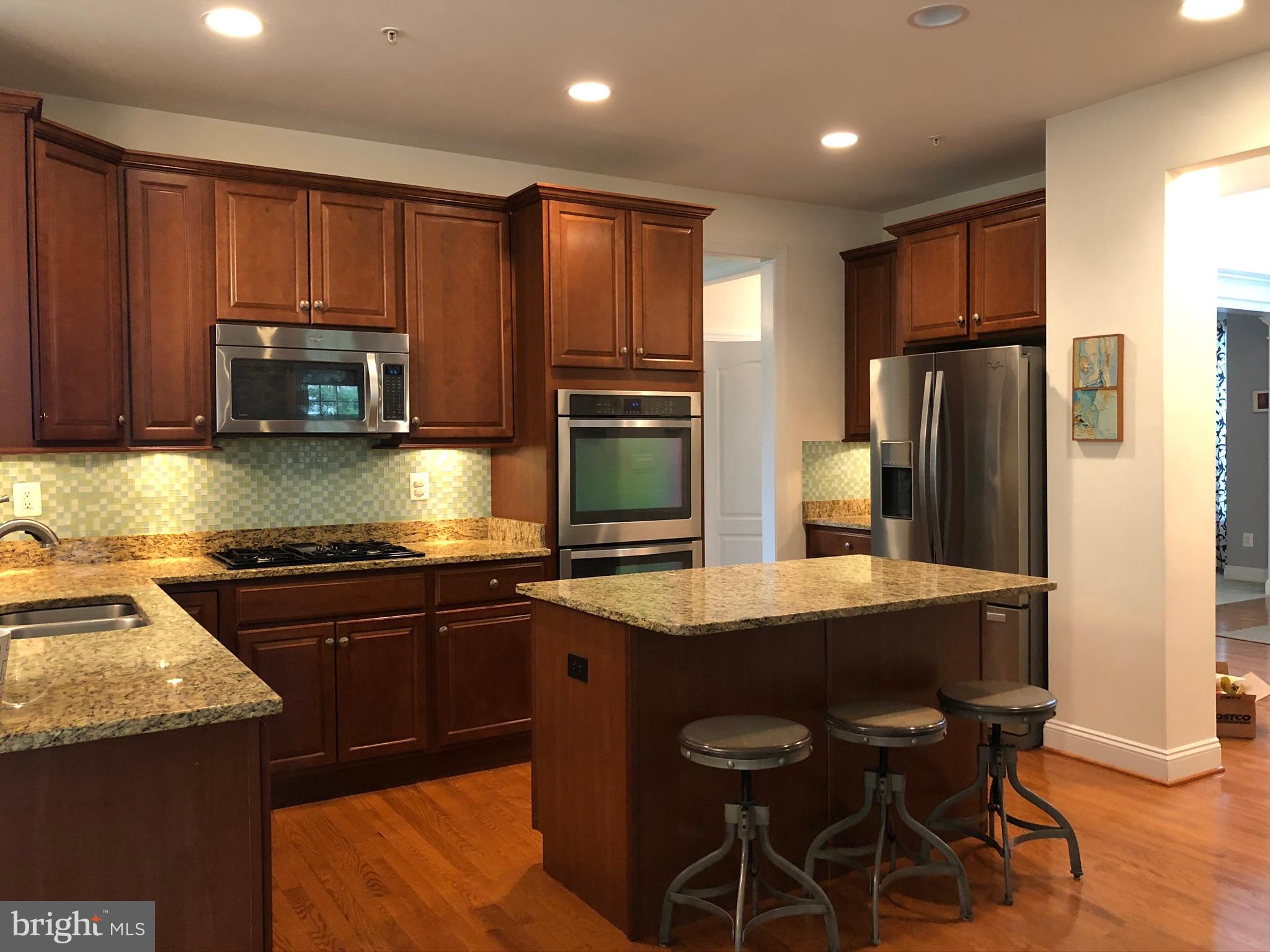 TURNBURY RUN AT ZEBRON - Residential Lease