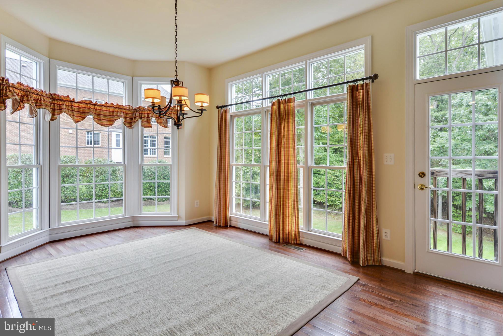 RIVER FALLS - Residential