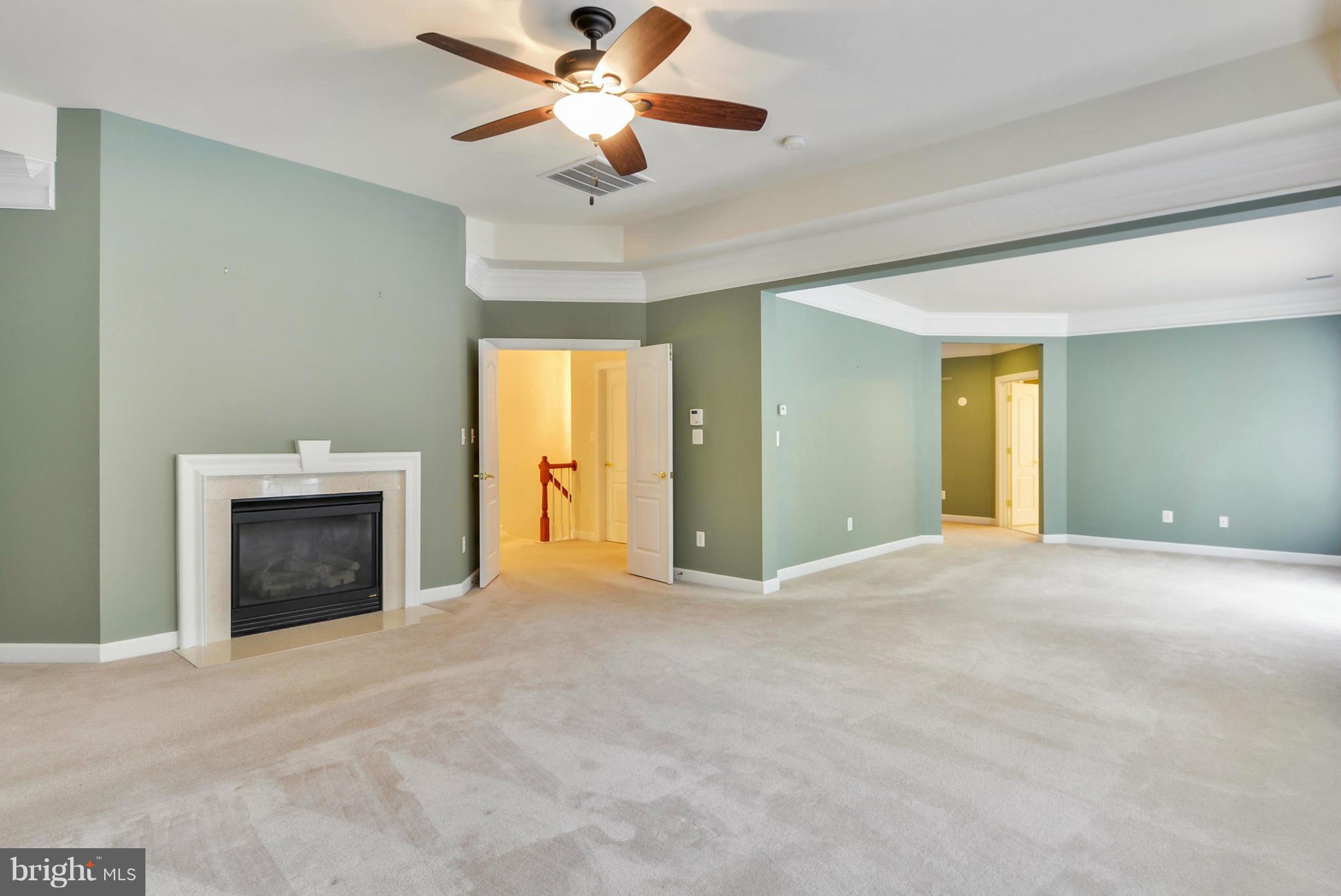 RIVER FALLS - Residential