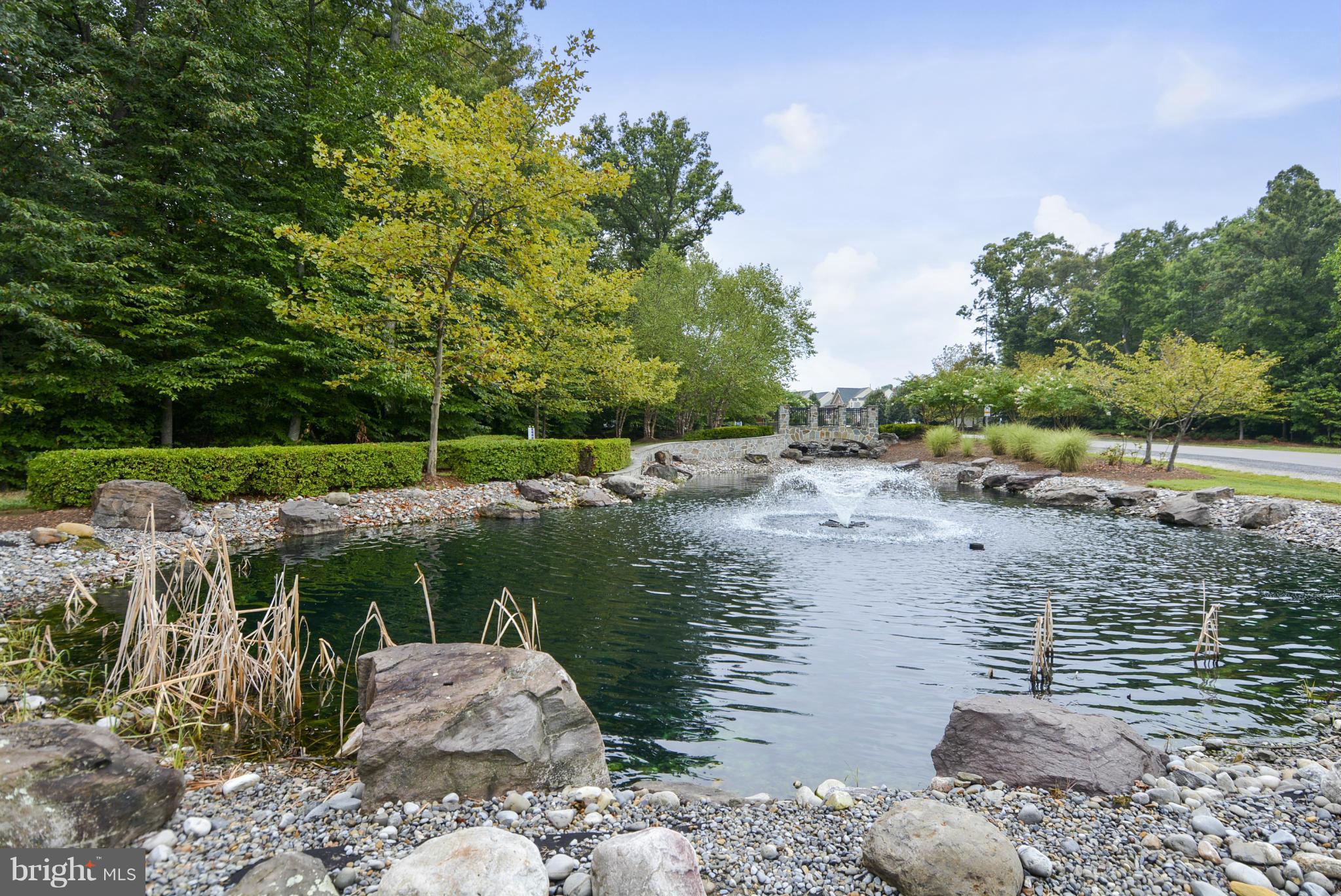 RIVER FALLS - Residential