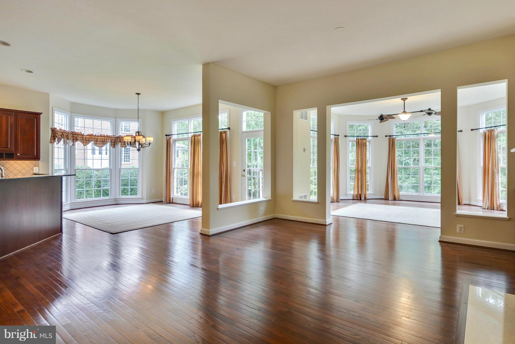 RIVER FALLS - Residential