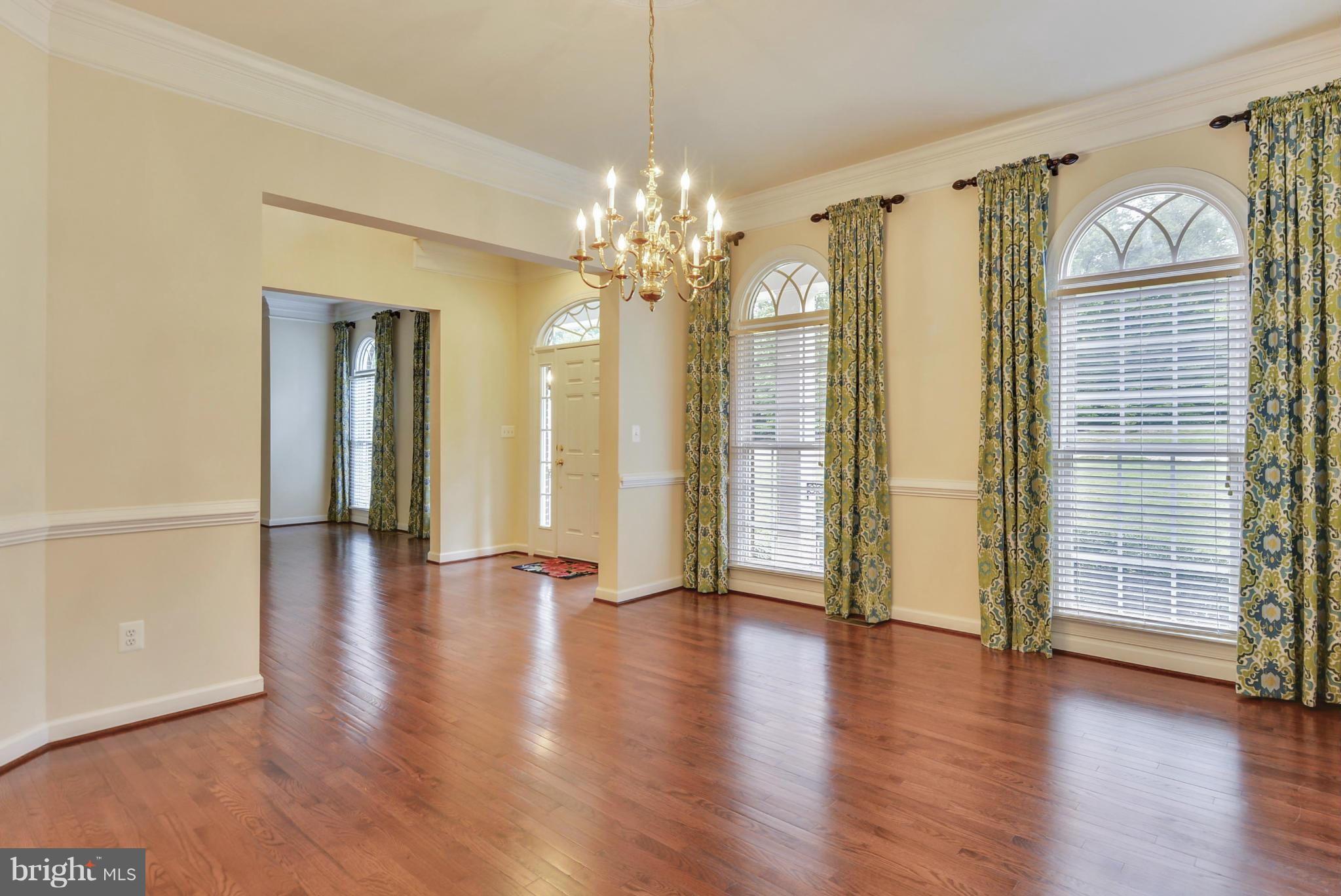 RIVER FALLS - Residential