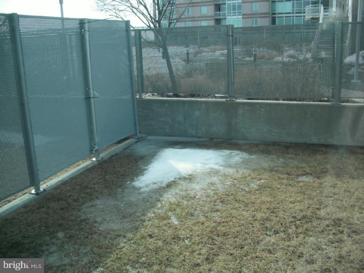 WATERFRONT SQUARE - Residential