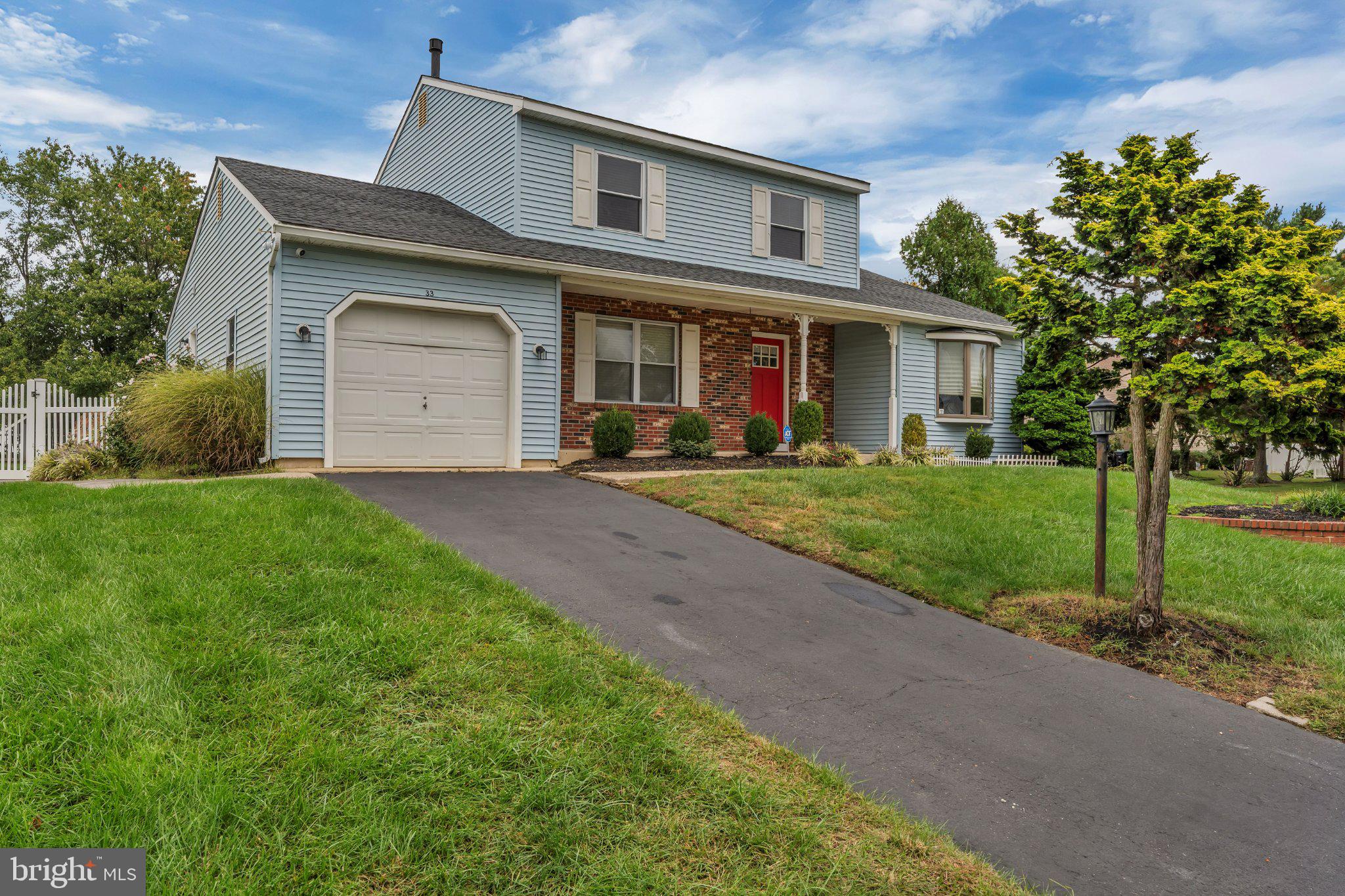 33 BERWICK LANE