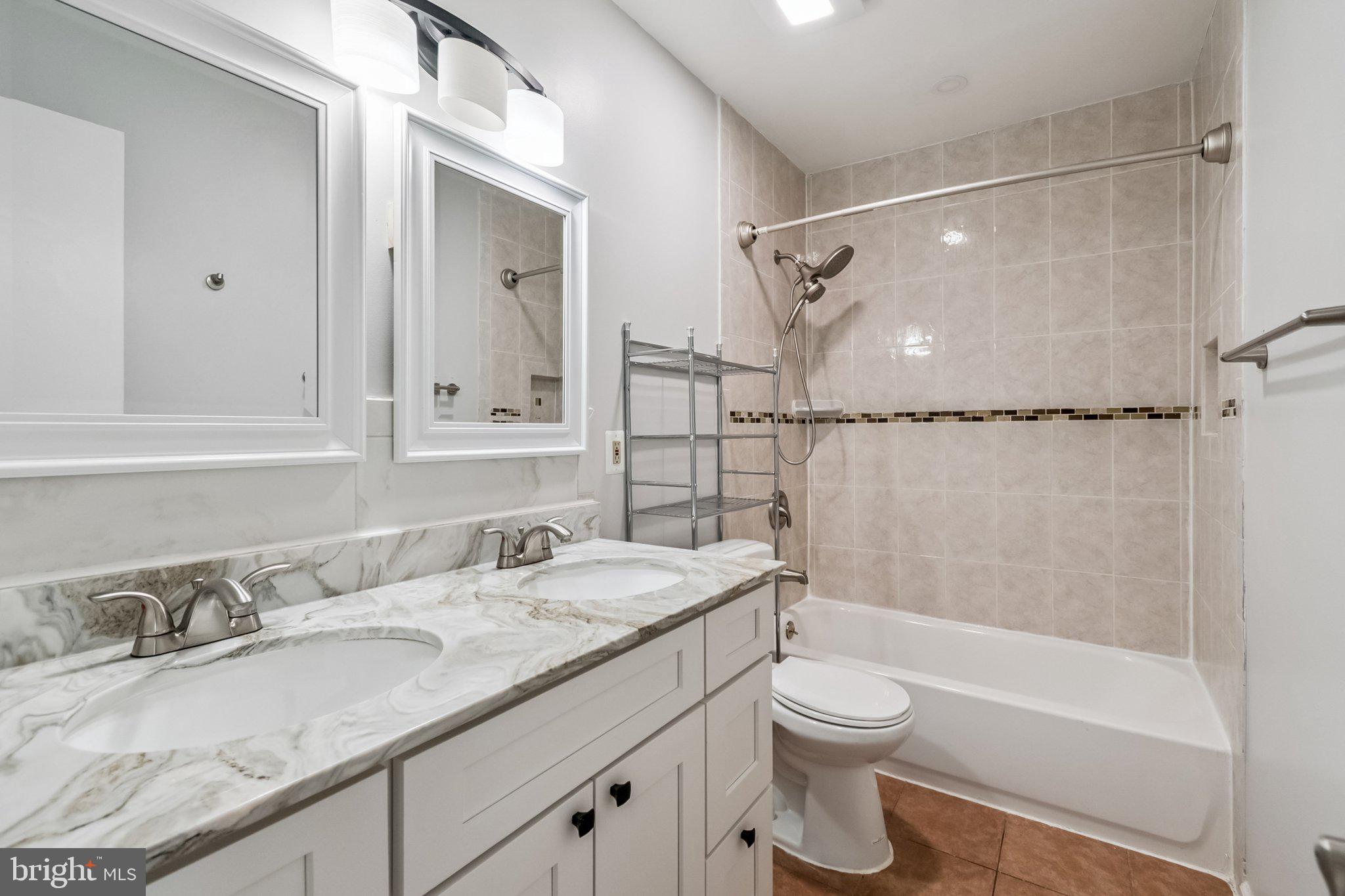 THE MEADOWS - Residential