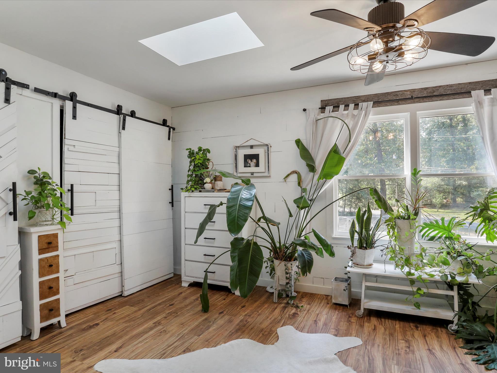 SHANNONDALE - Residential