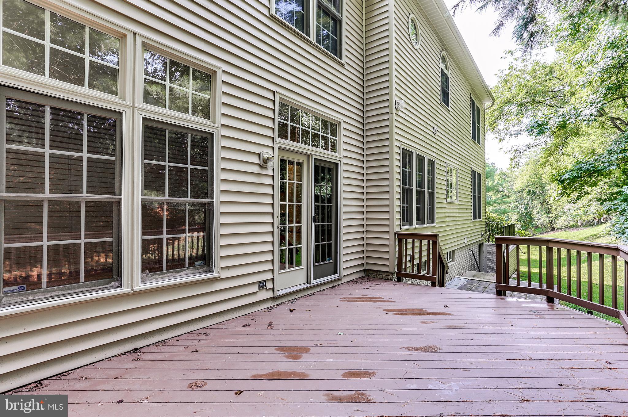 GOVERNORS RUN - Residential