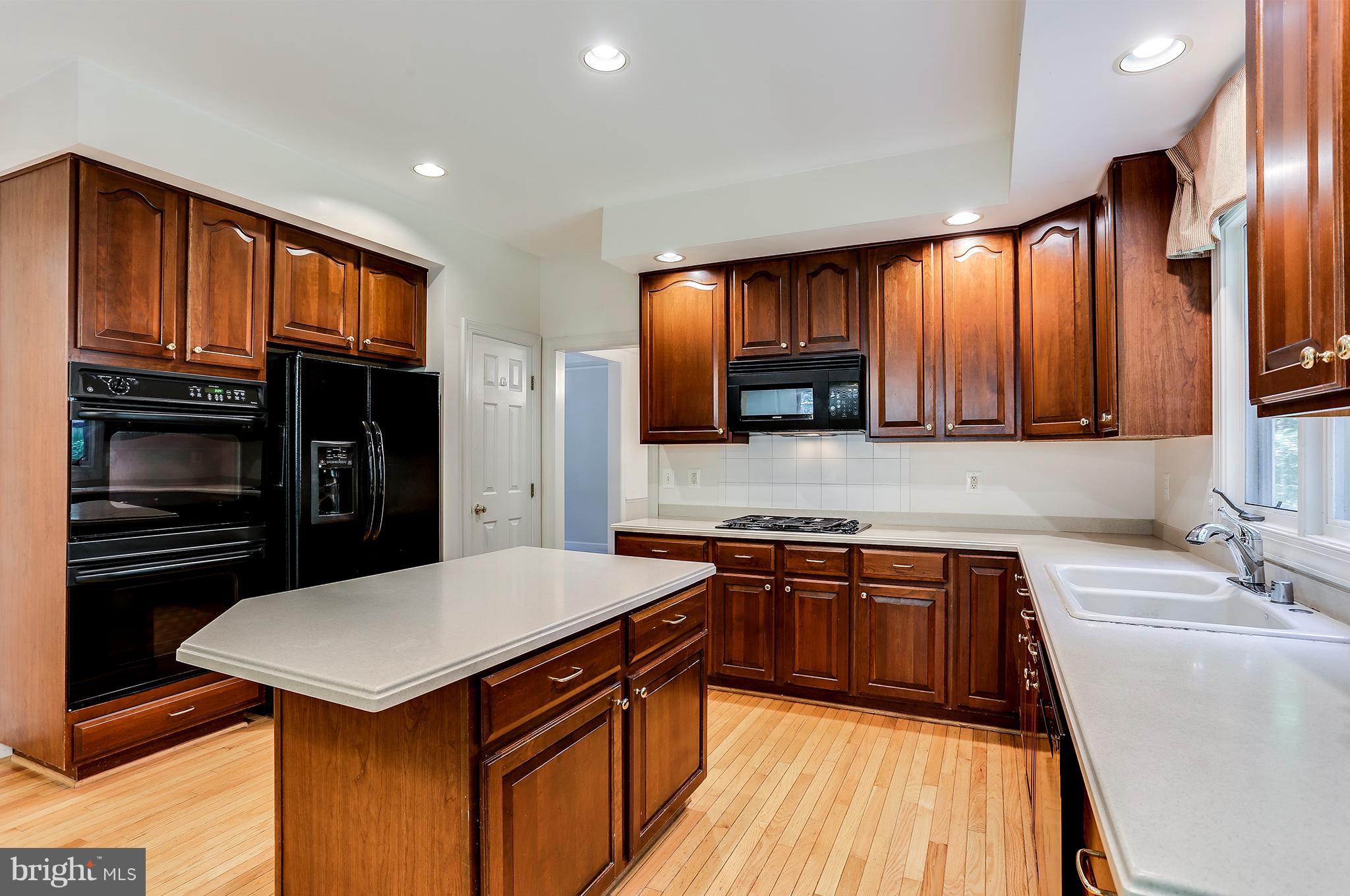 GOVERNORS RUN - Residential