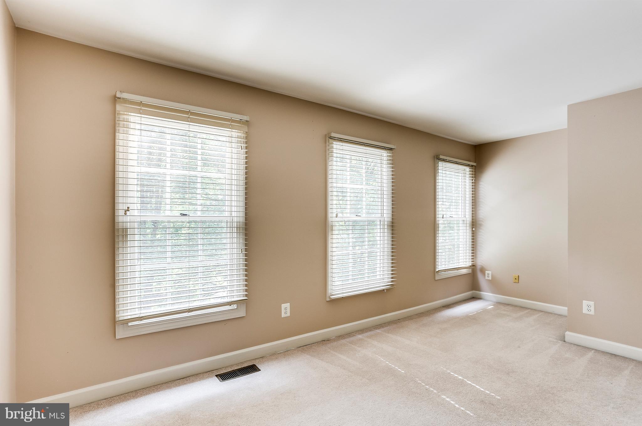 GOVERNORS RUN - Residential