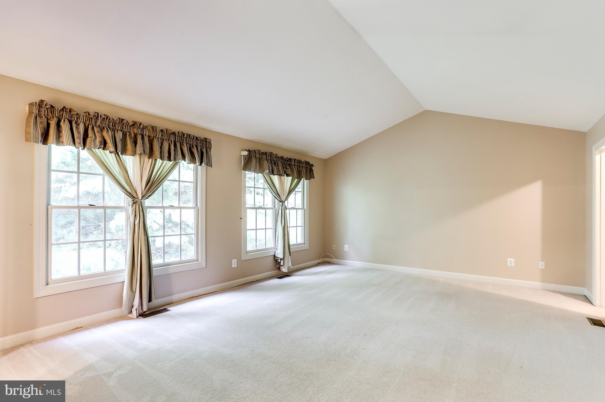 GOVERNORS RUN - Residential