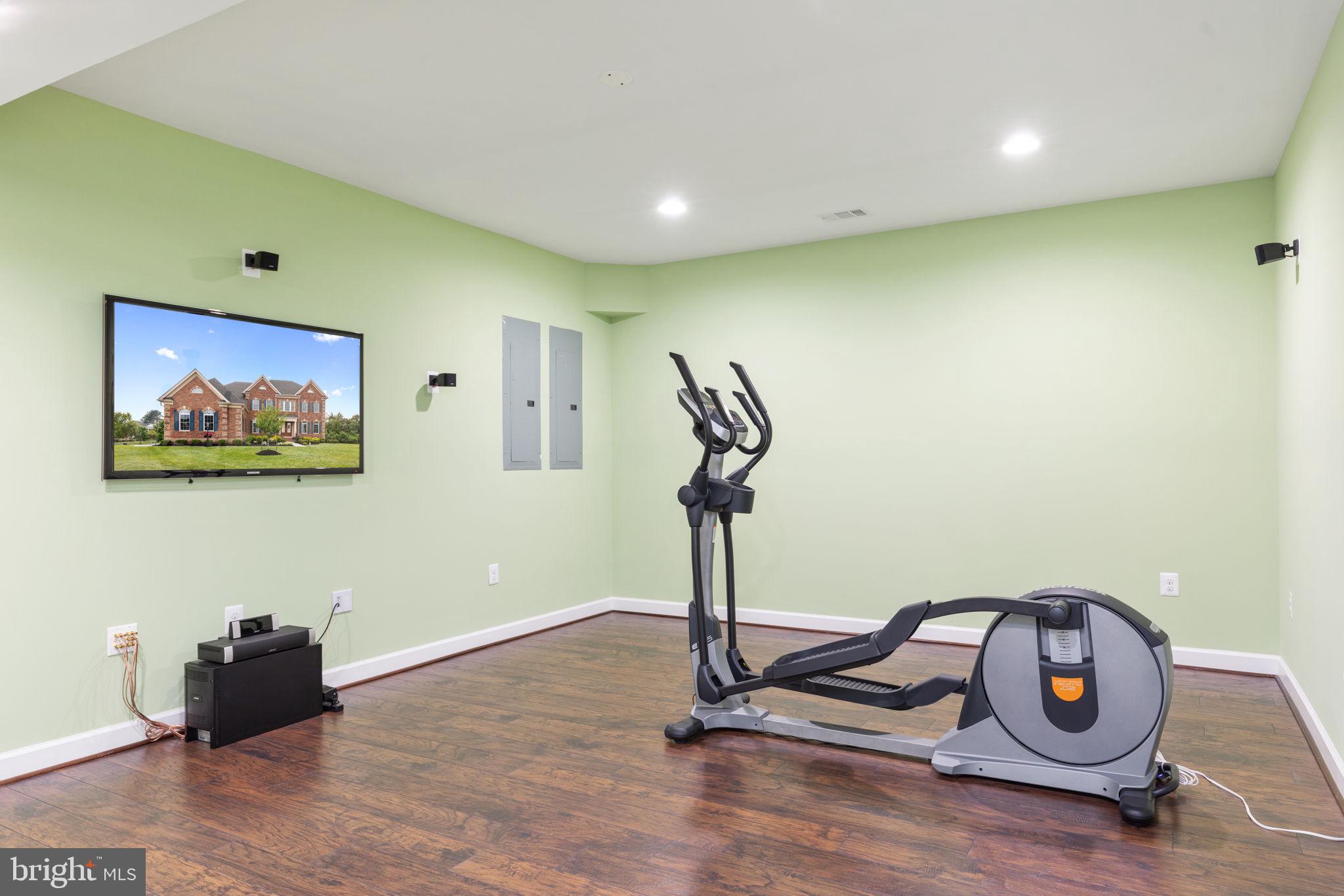 MARBURY - Residential