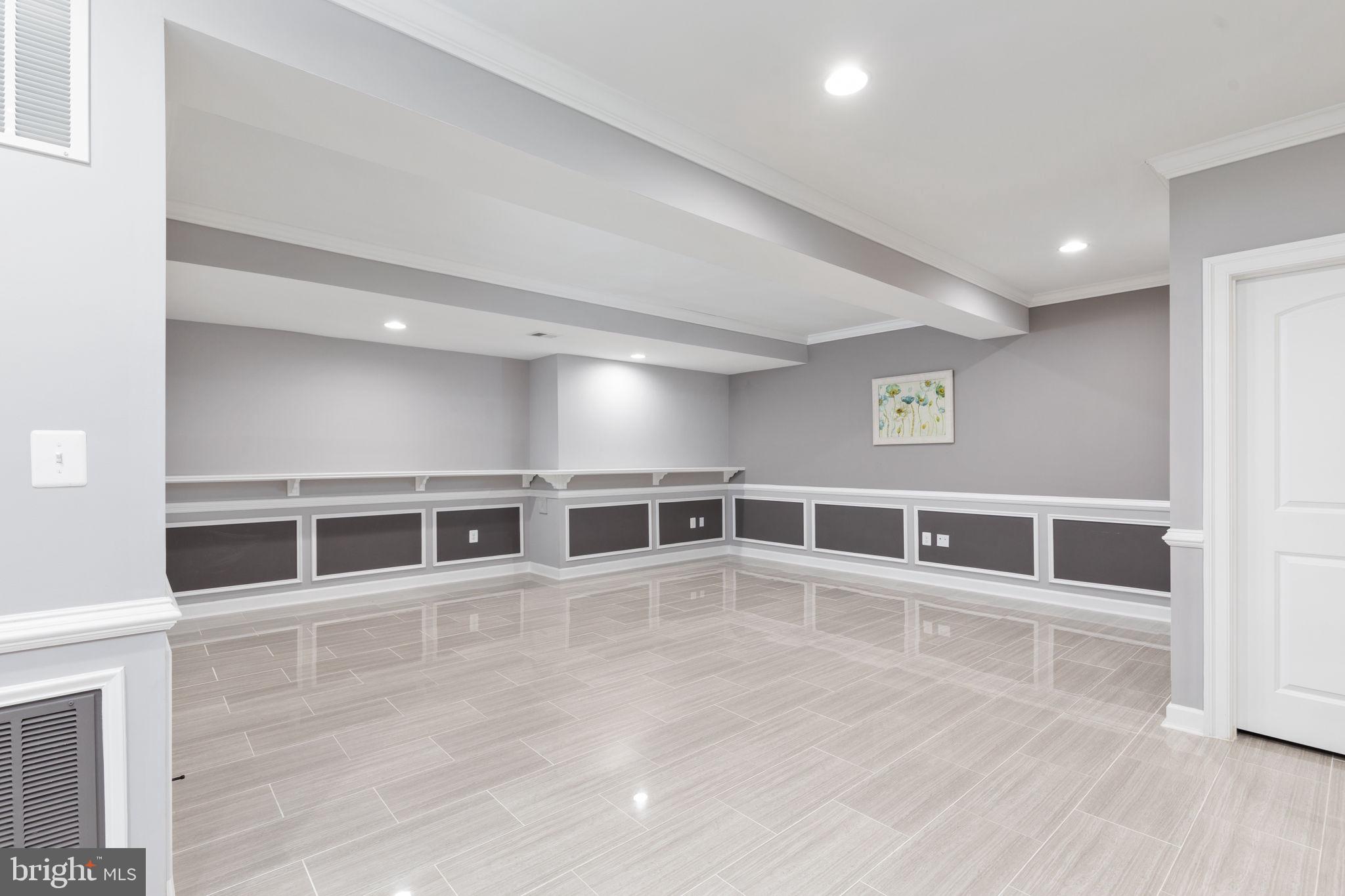 MARBURY - Residential