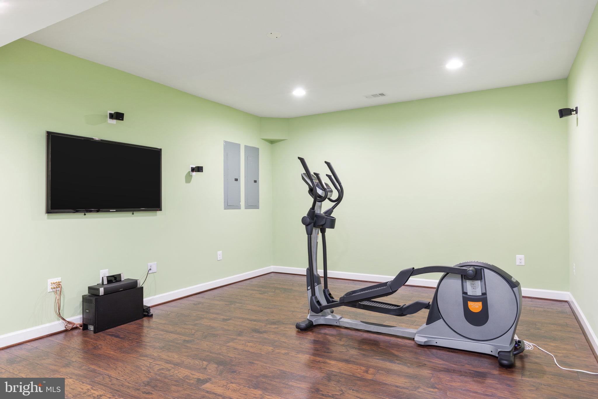 MARBURY - Residential