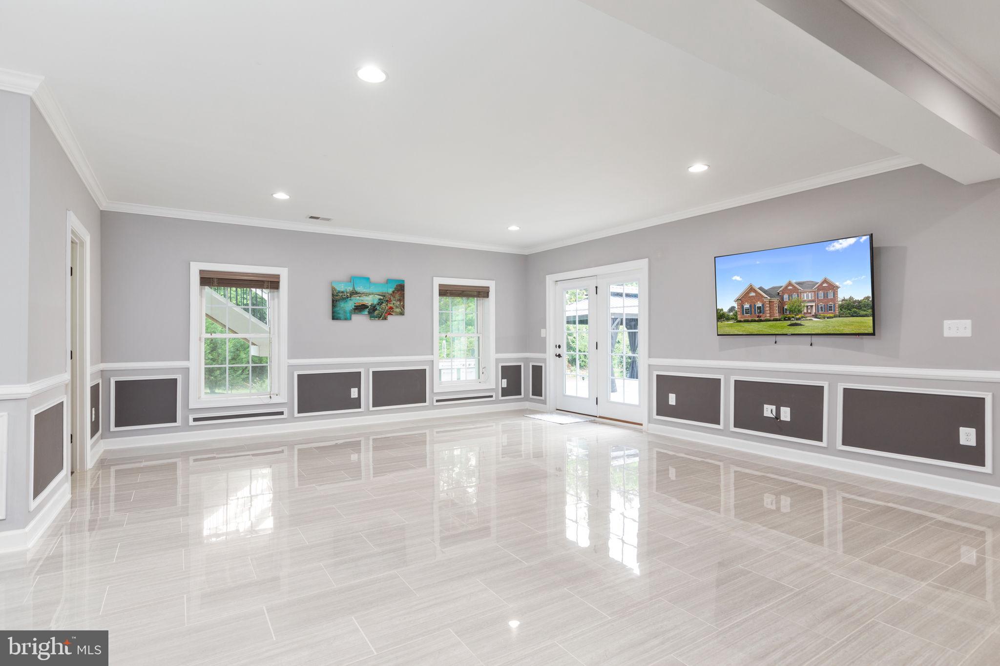 MARBURY - Residential