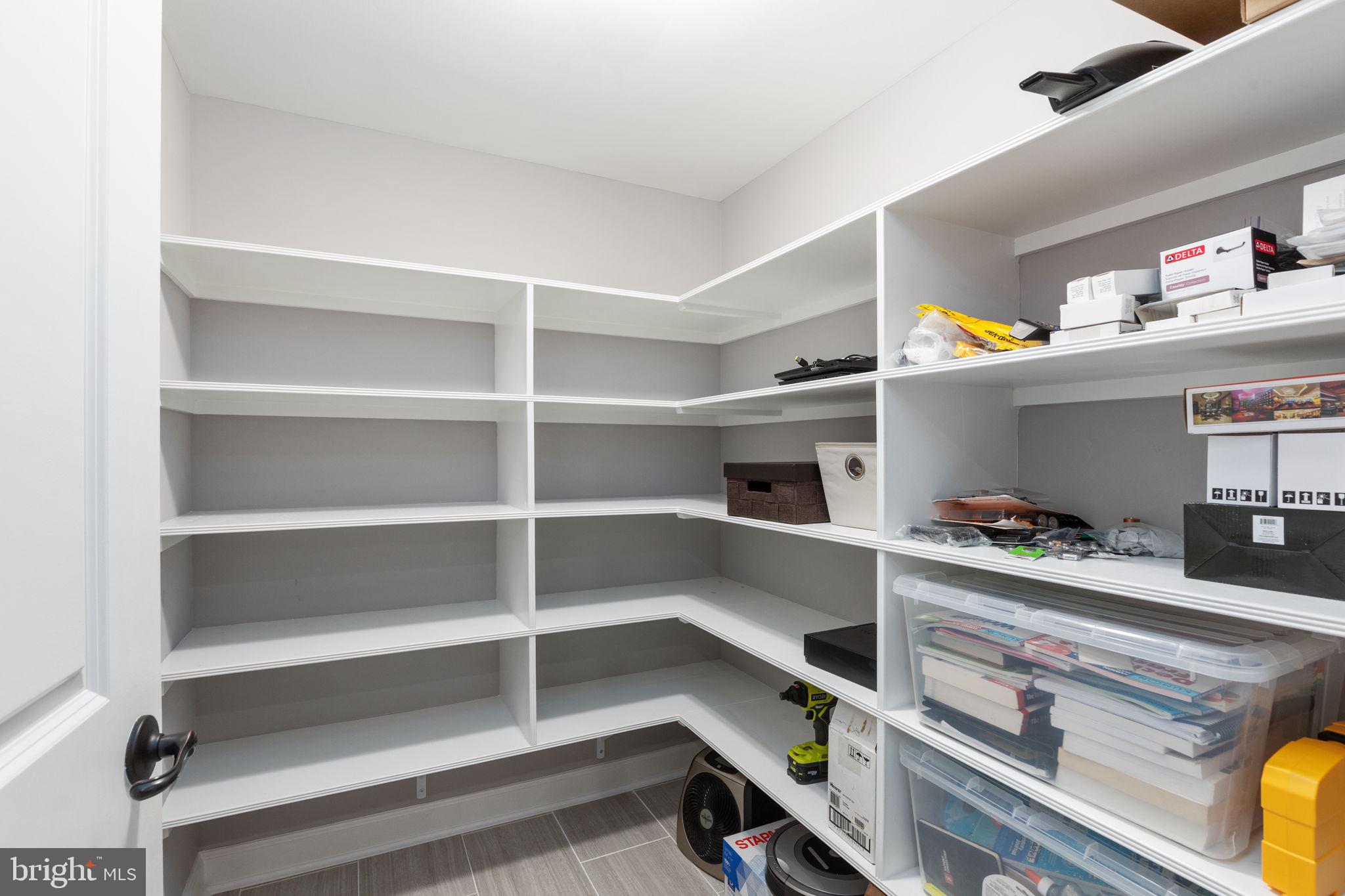 MARBURY - Residential