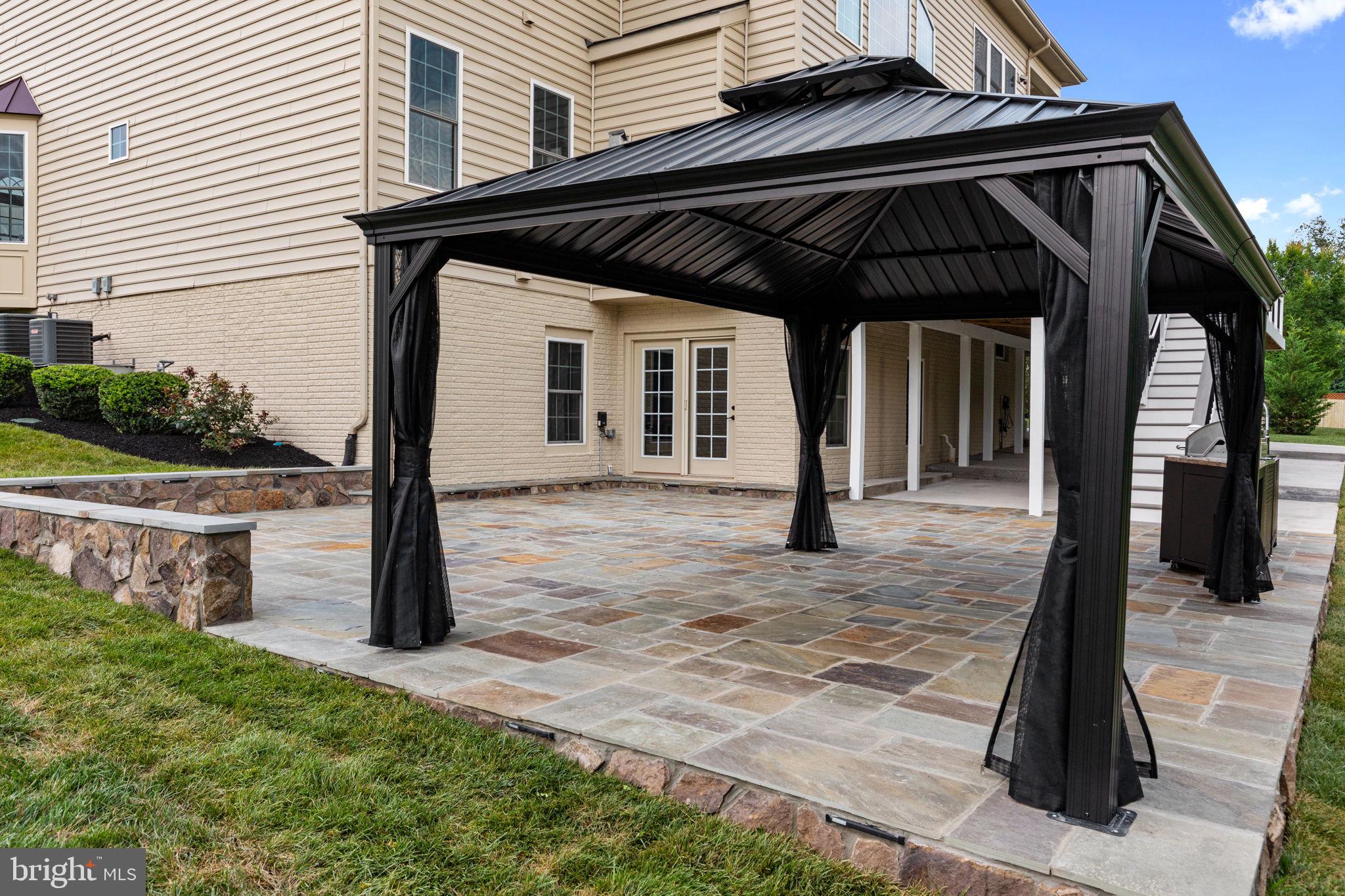 MARBURY - Residential