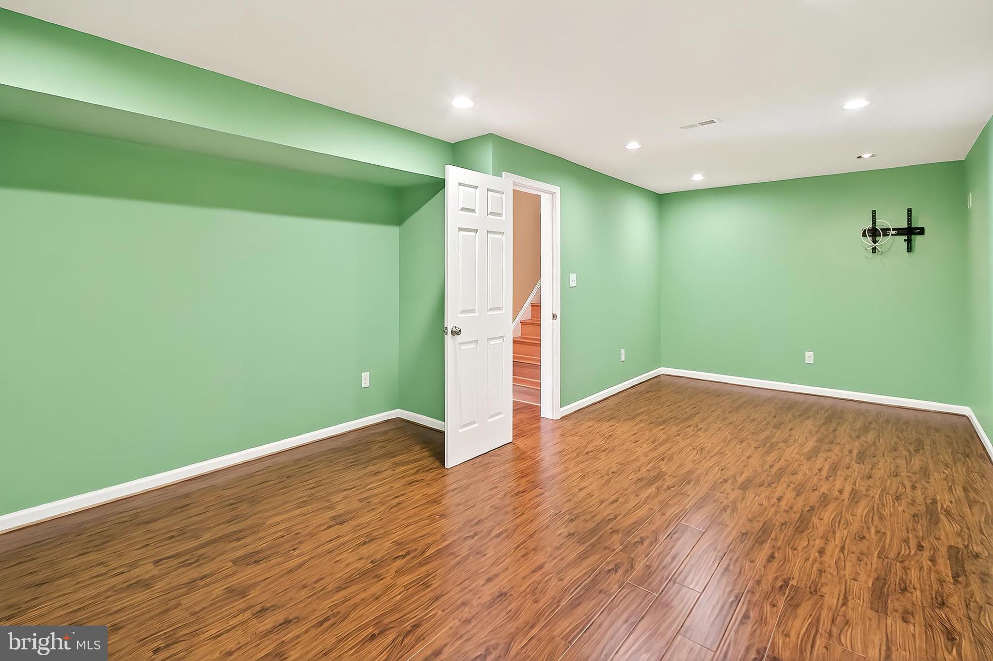 CARDINAL POINTE - Residential