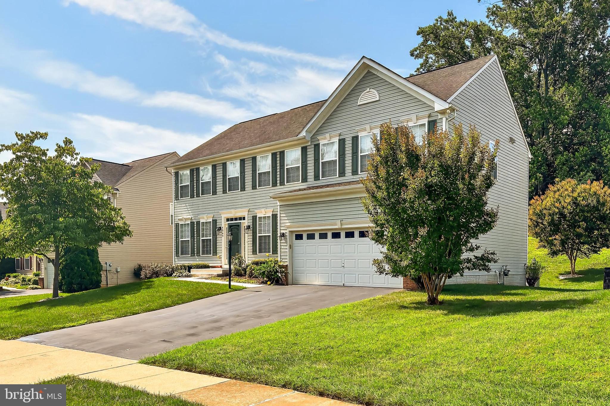 CARDINAL POINTE - Residential