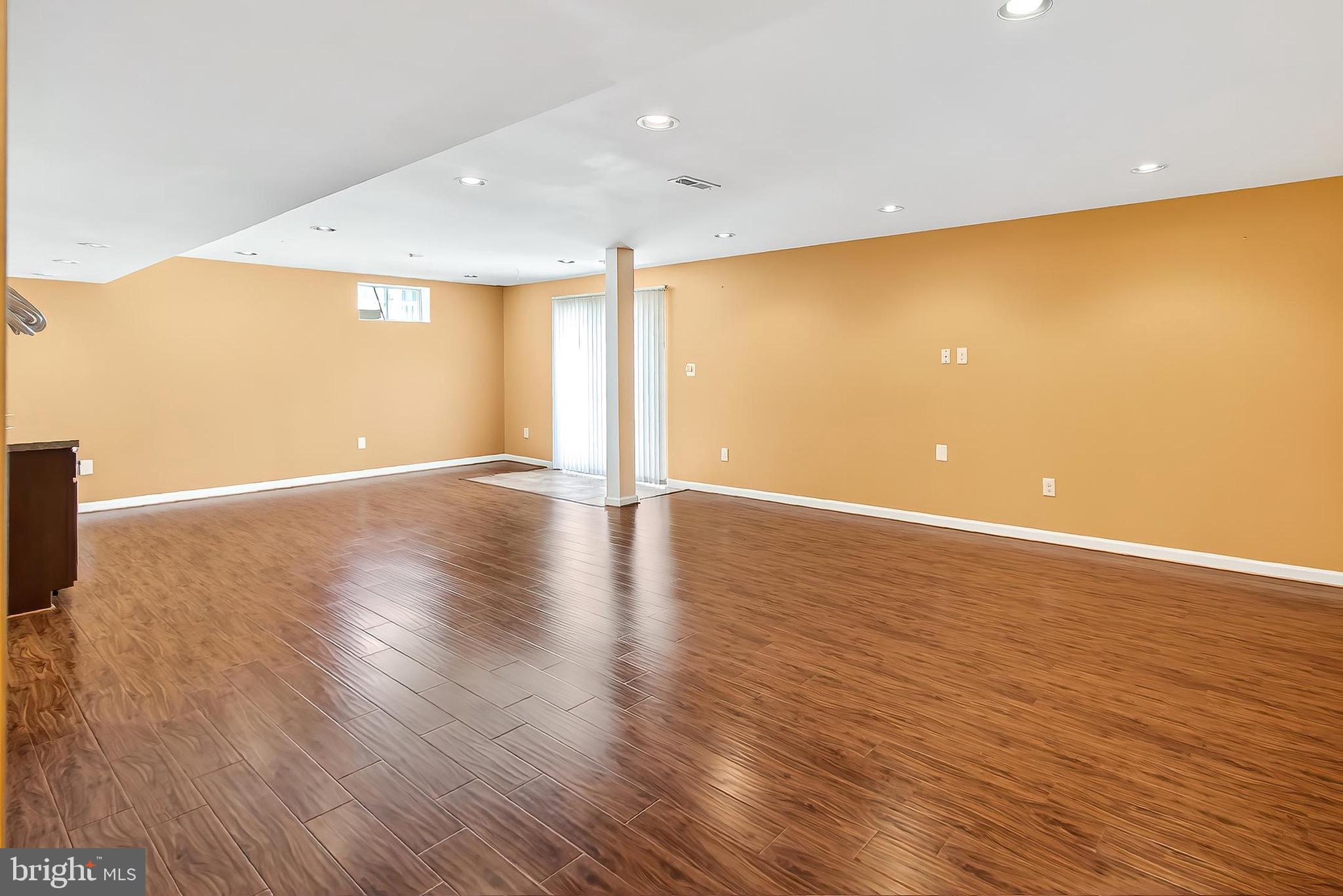 CARDINAL POINTE - Residential