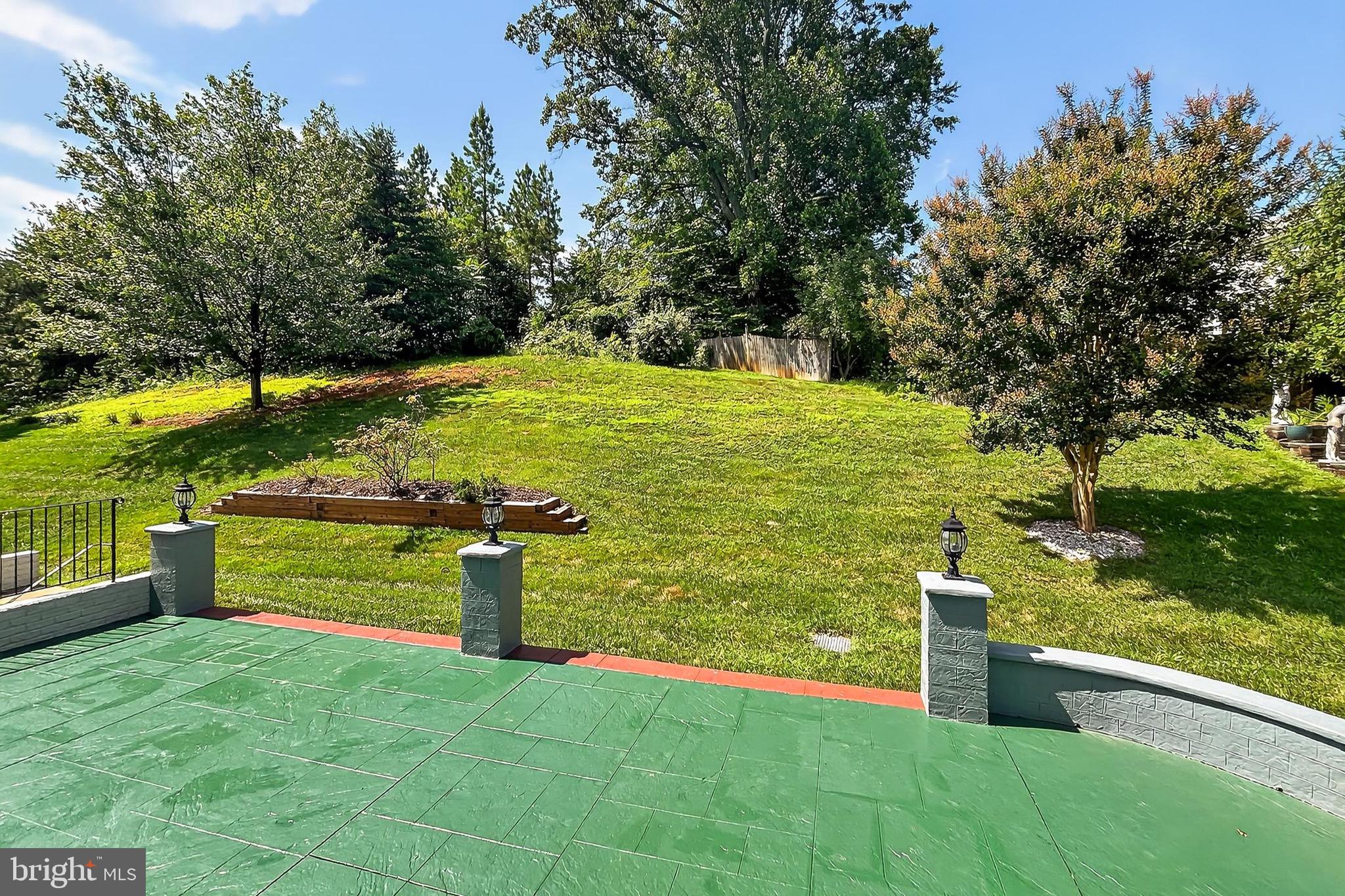 CARDINAL POINTE - Residential