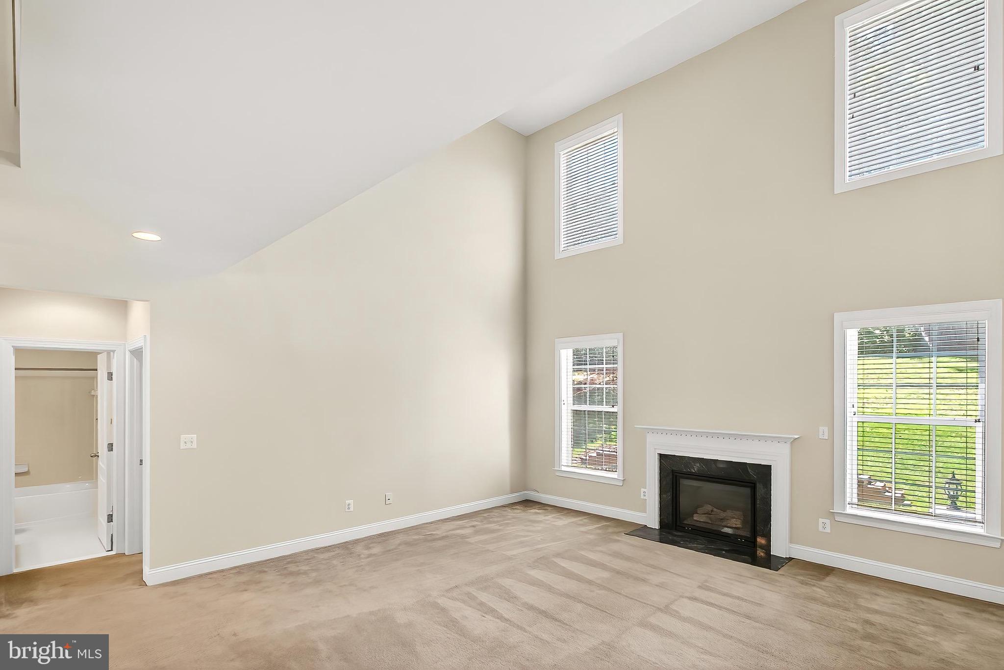 CARDINAL POINTE - Residential