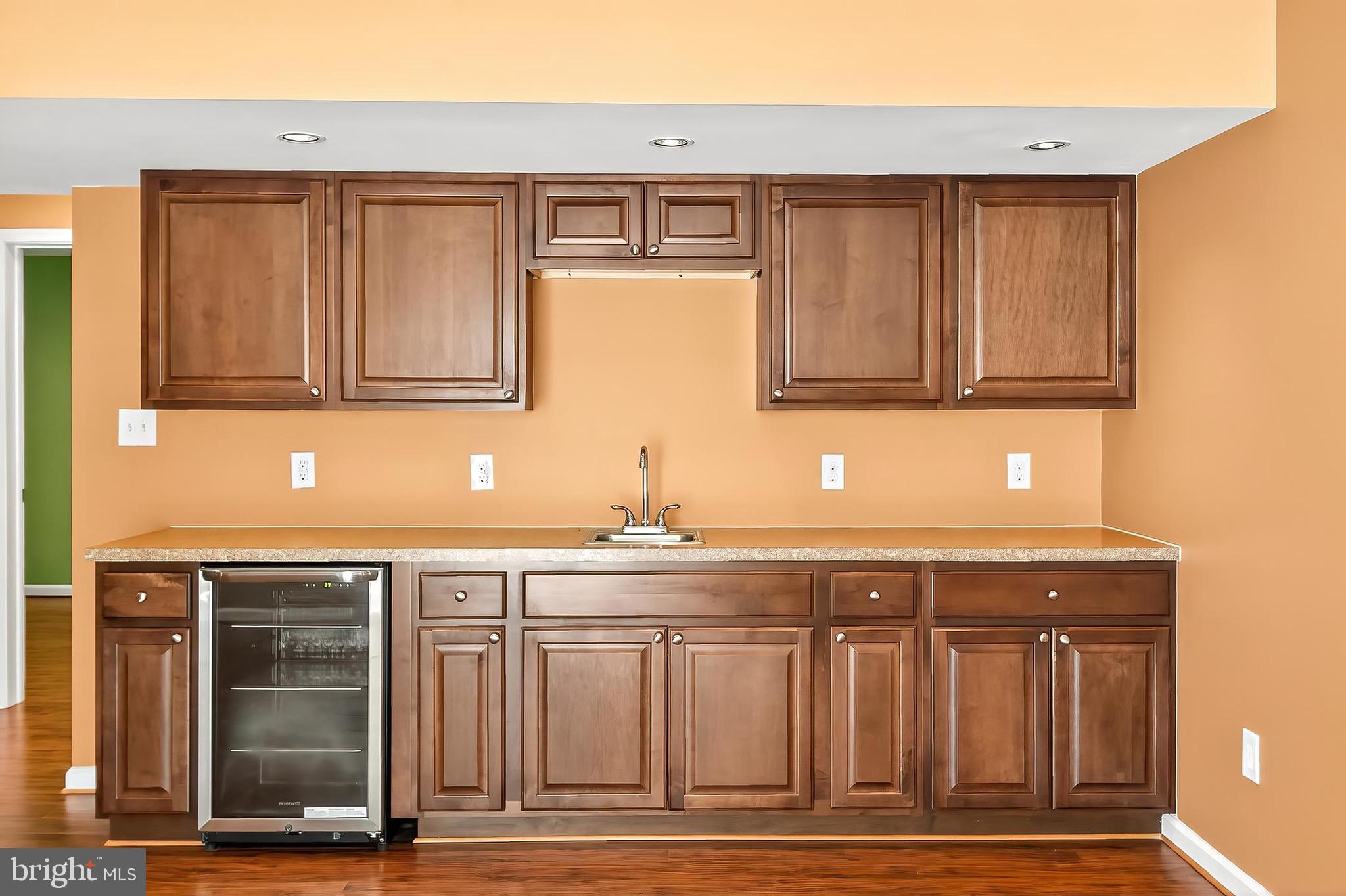 CARDINAL POINTE - Residential