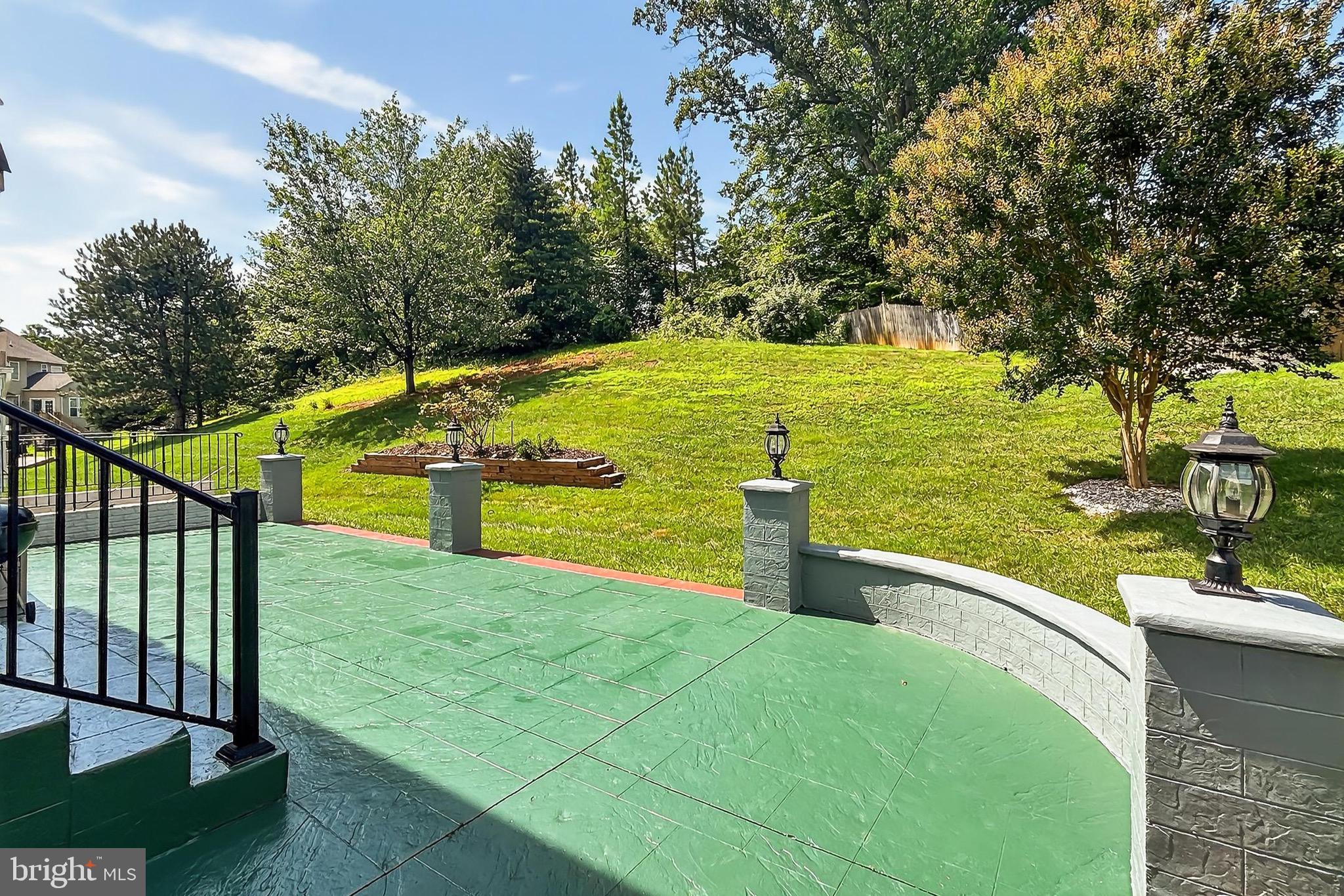 CARDINAL POINTE - Residential