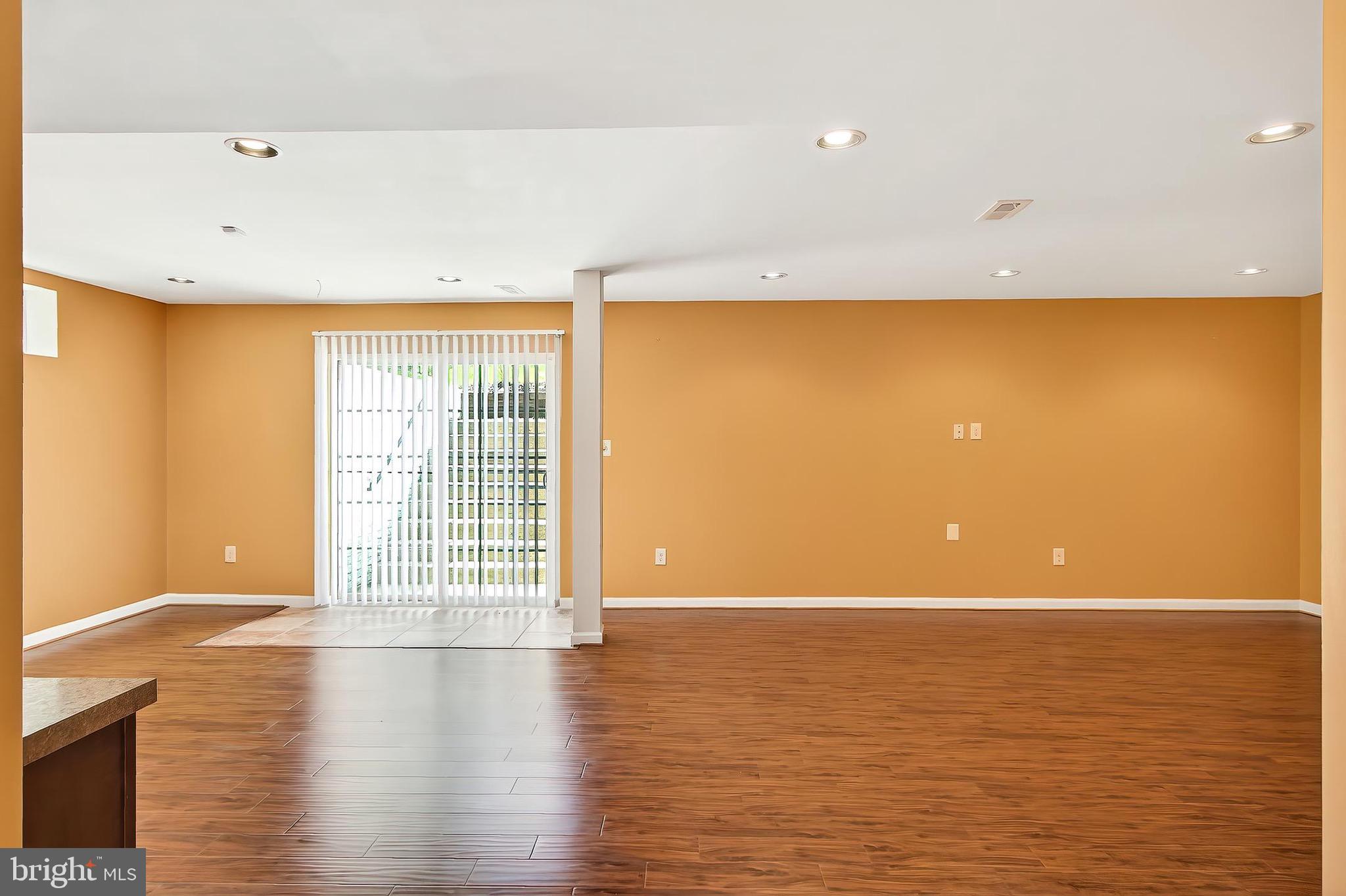 CARDINAL POINTE - Residential