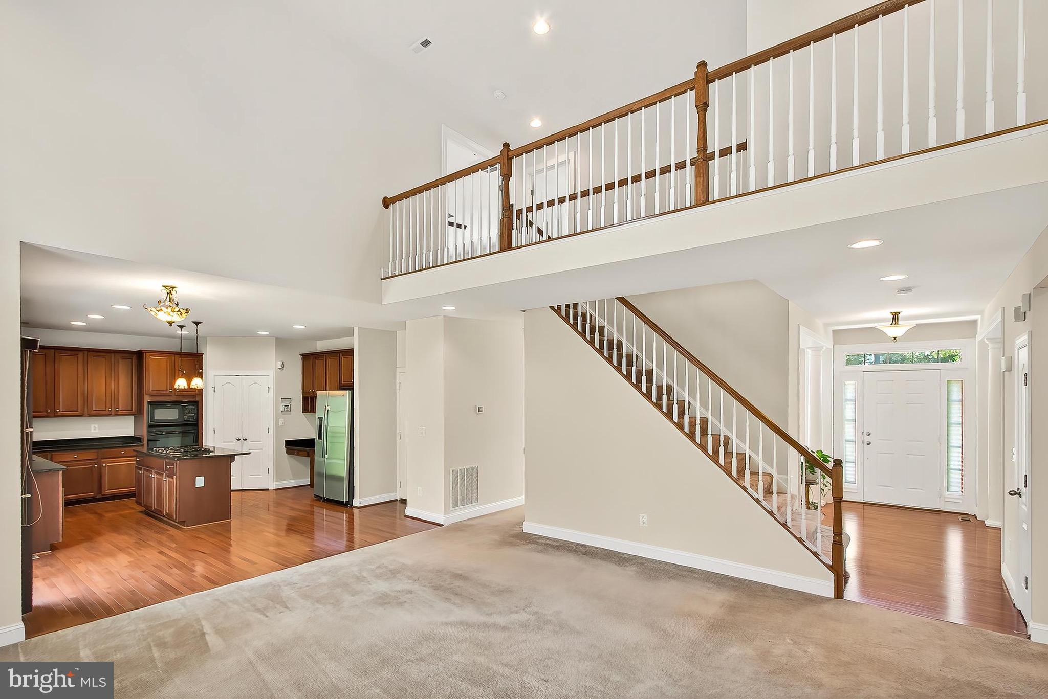 CARDINAL POINTE - Residential