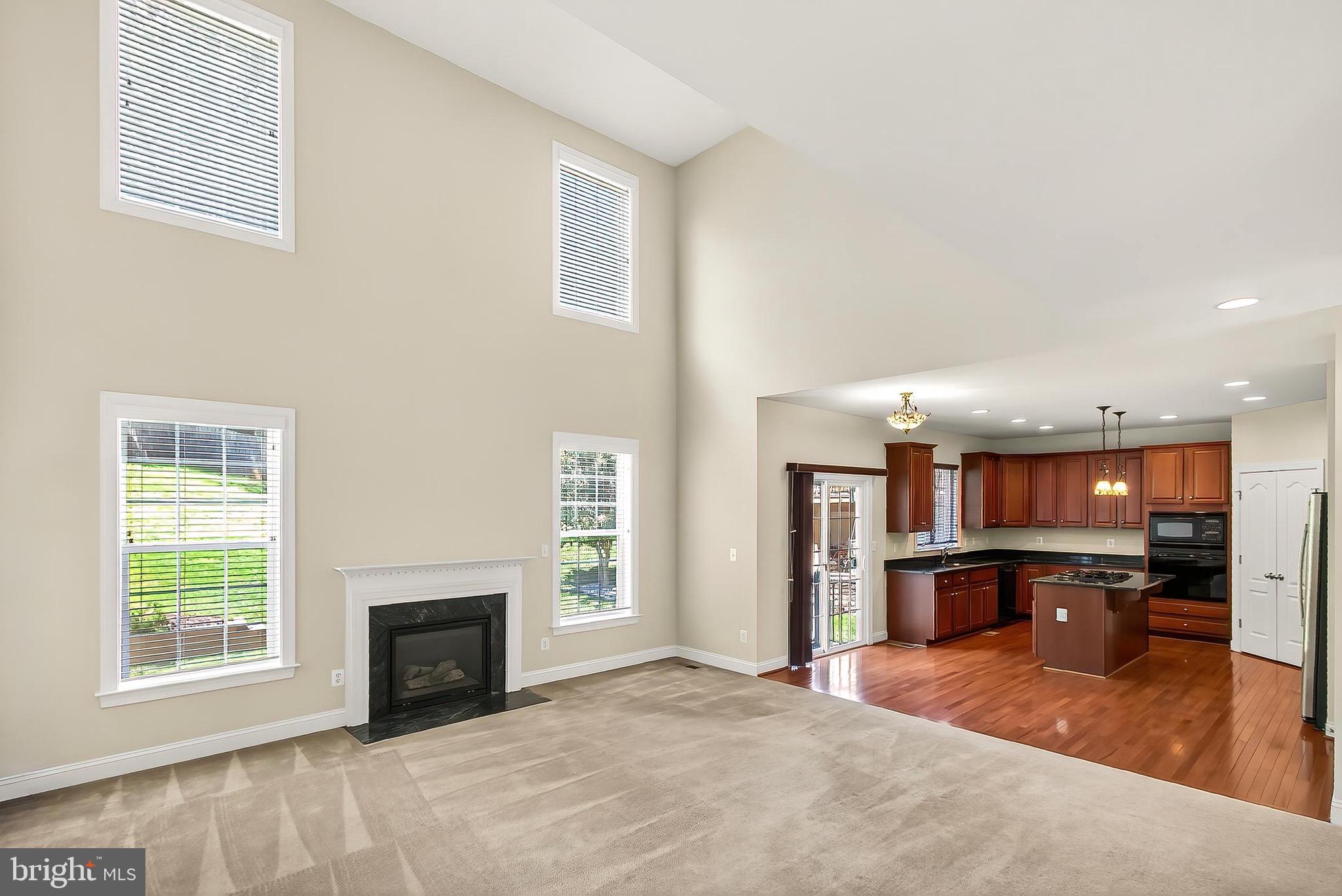 CARDINAL POINTE - Residential