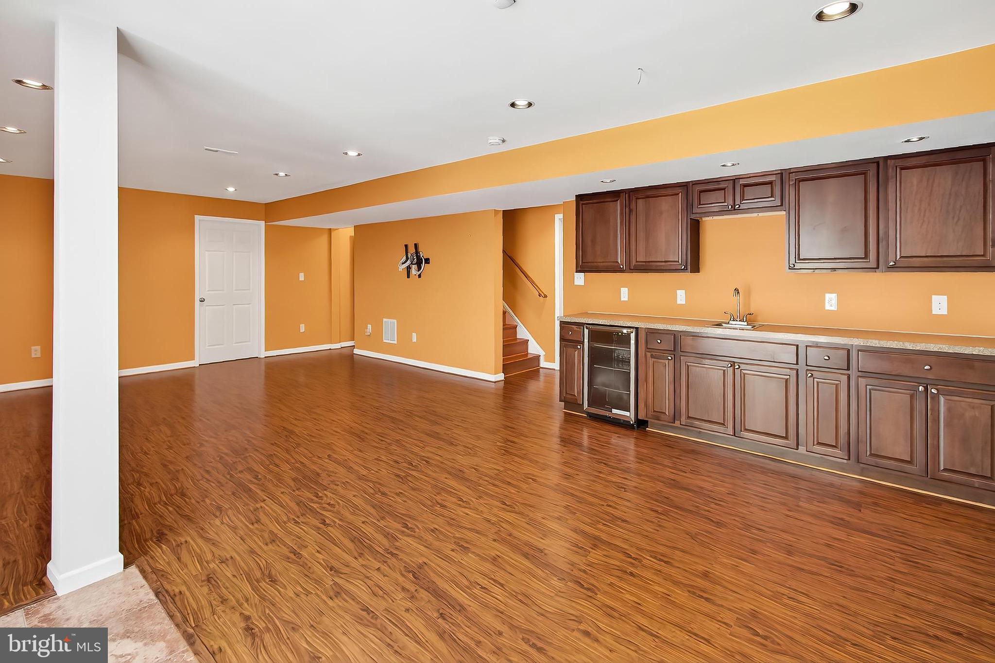 CARDINAL POINTE - Residential