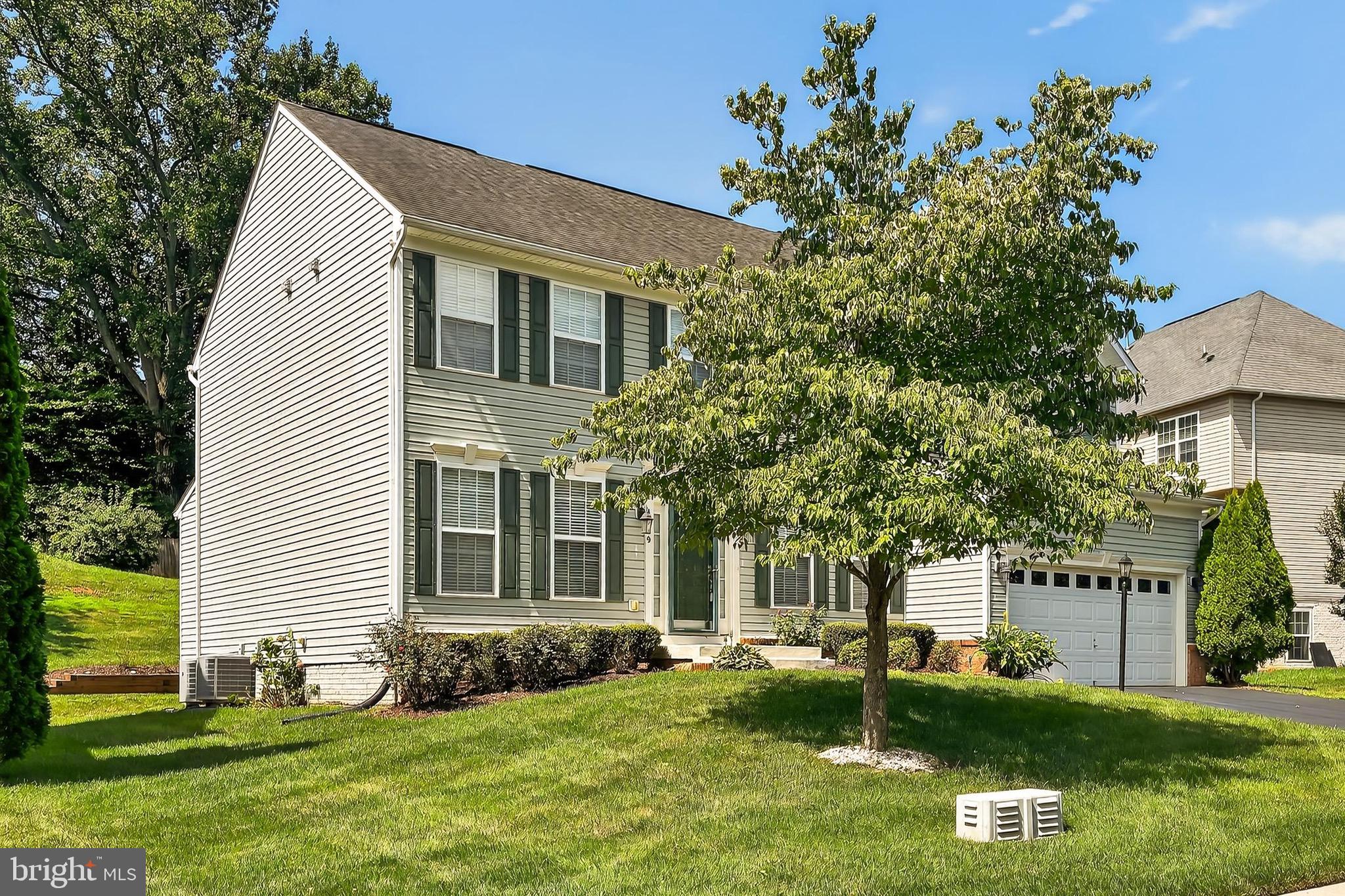 CARDINAL POINTE - Residential