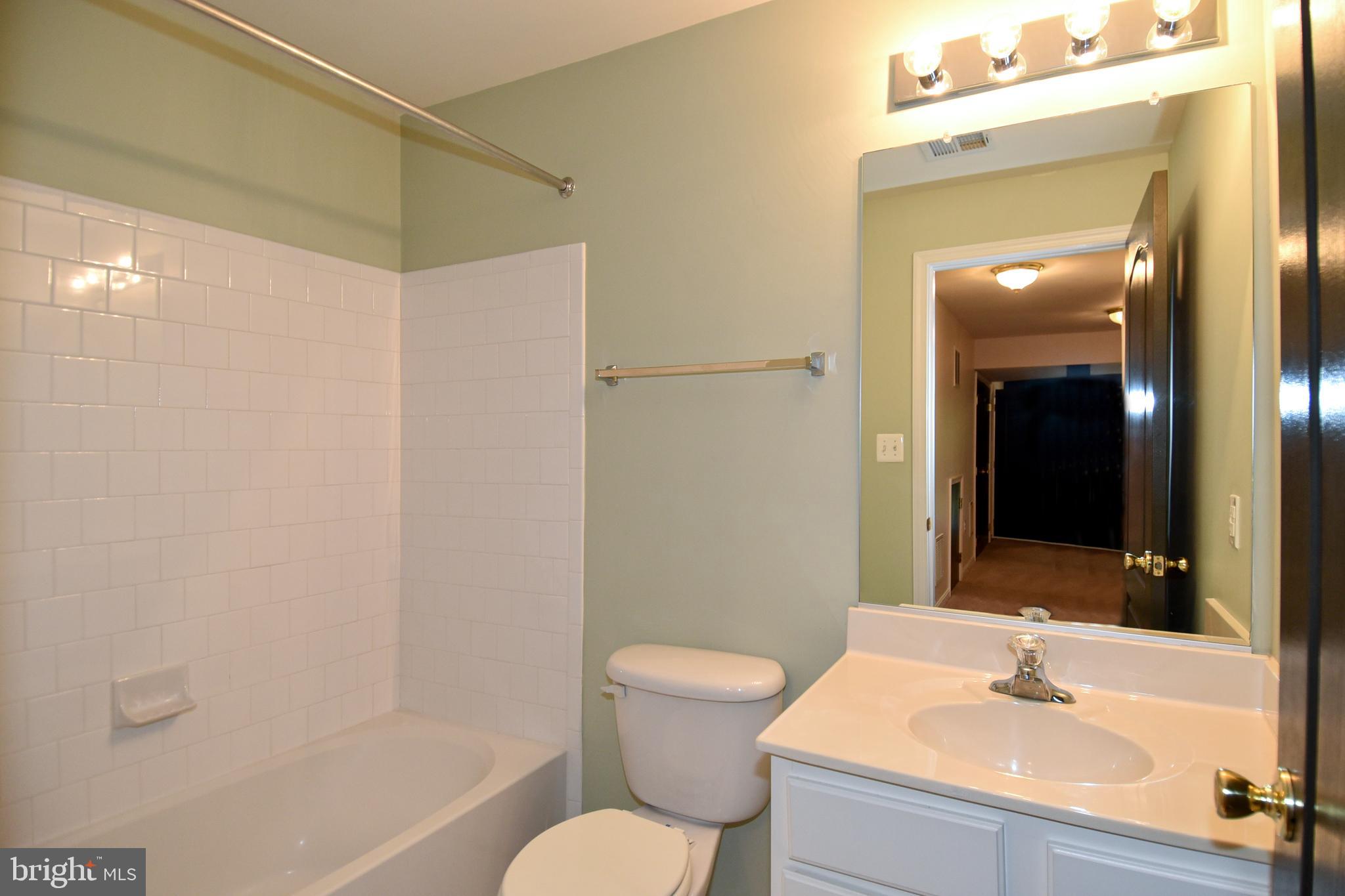 MCKENDREE VILLAGE - Residential Lease