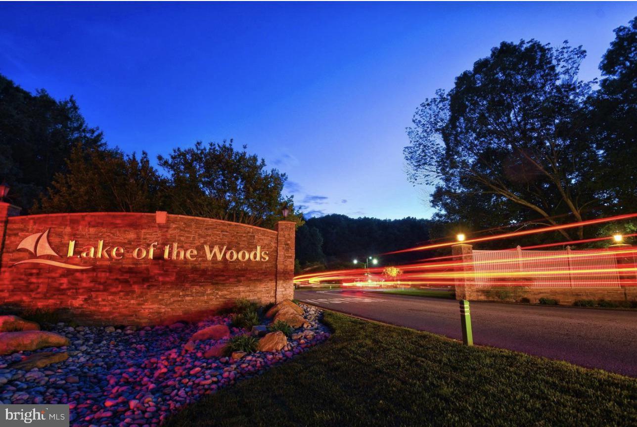 LAKE OF THE WOODS - Residential