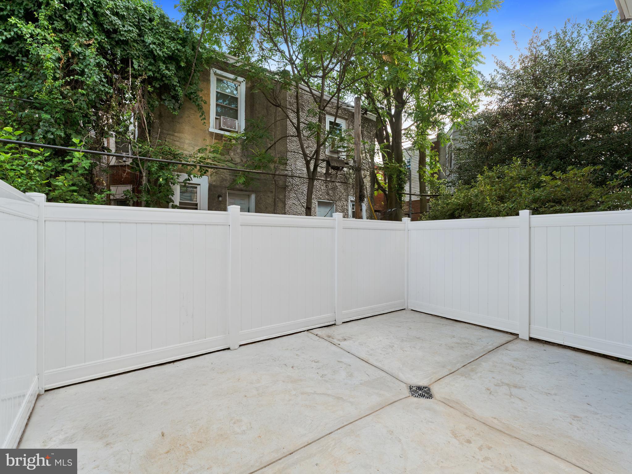 WEST PHILADELPHIA - Residential