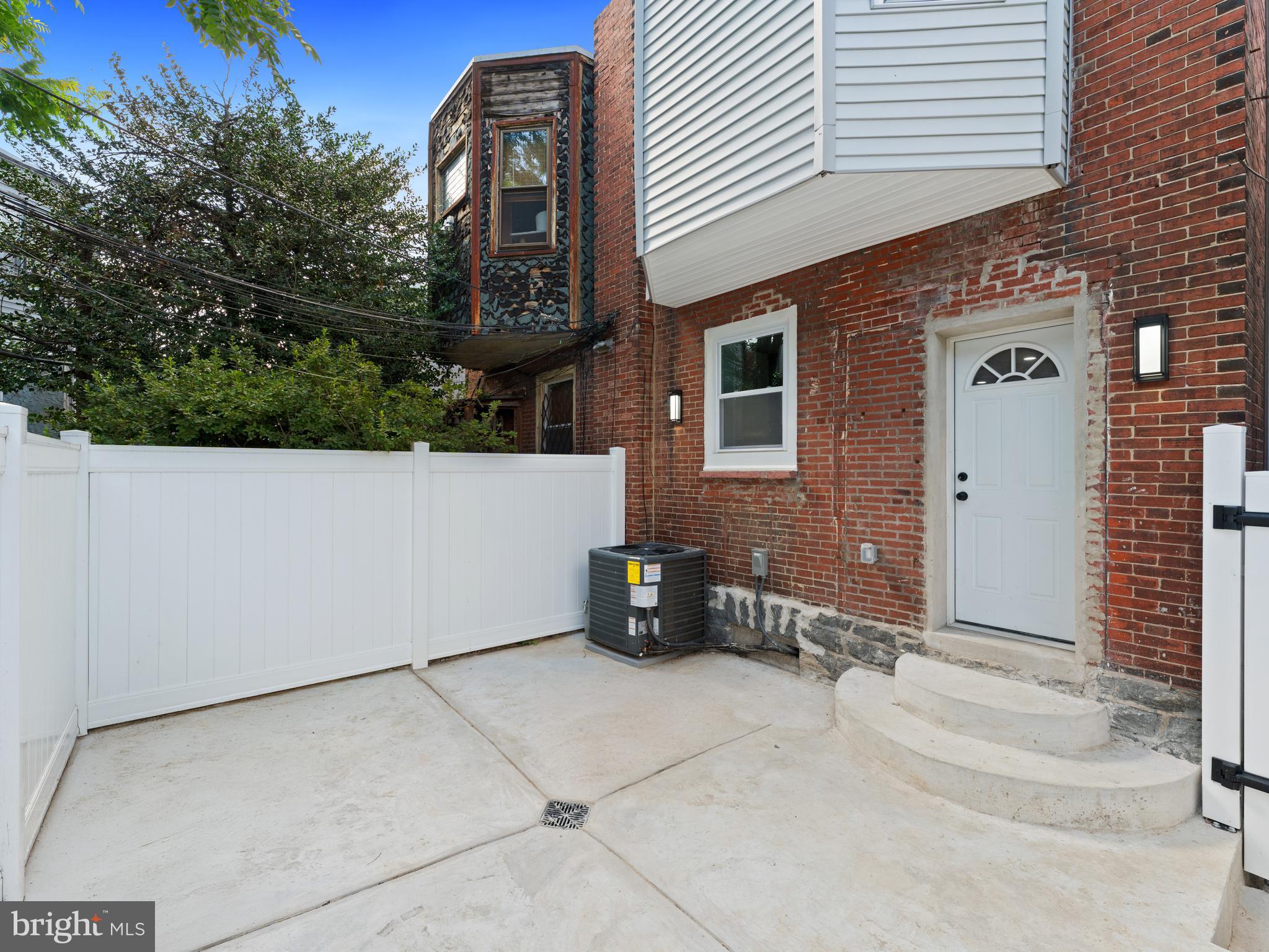 WEST PHILADELPHIA - Residential